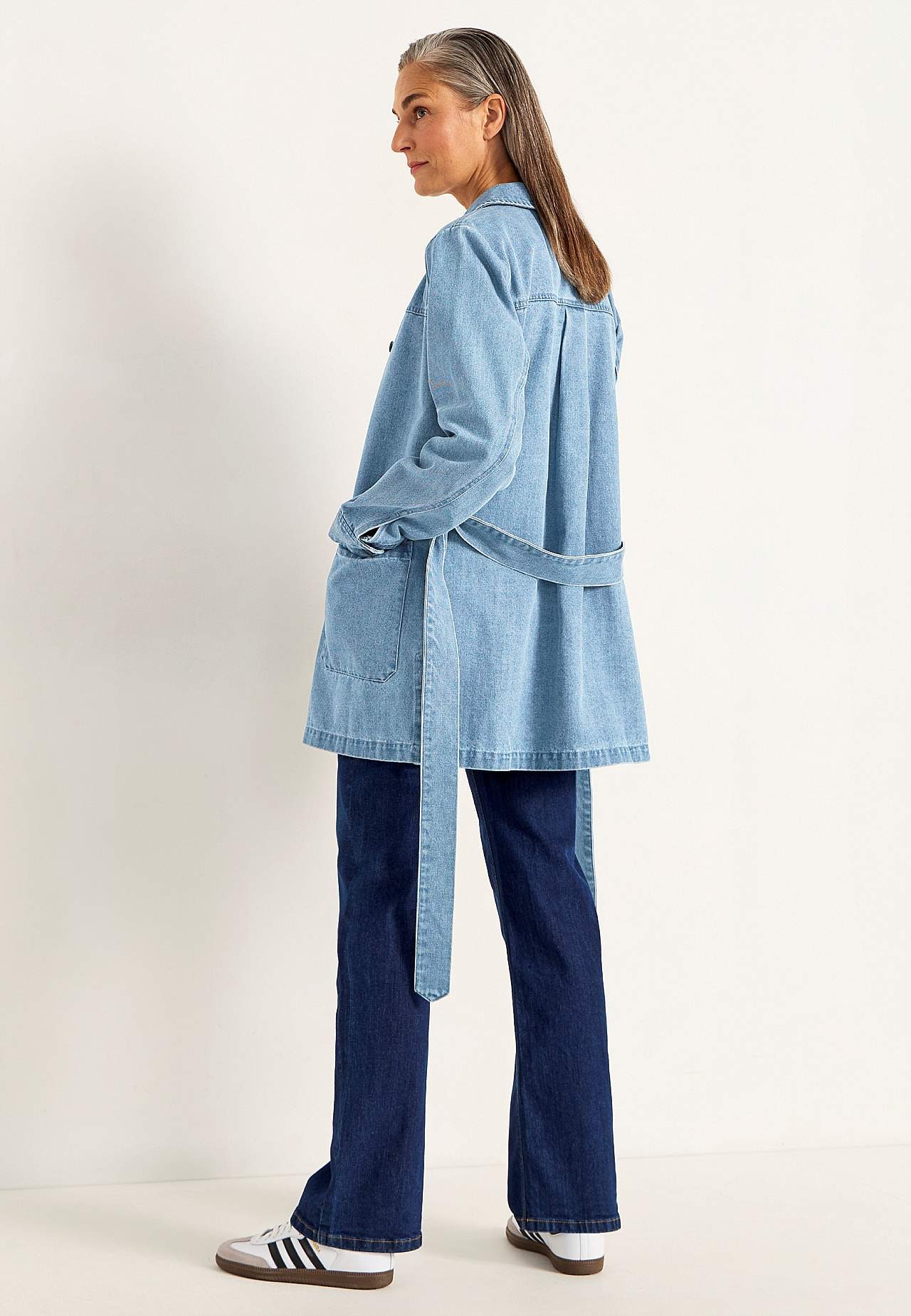 Denim jacket with tie band