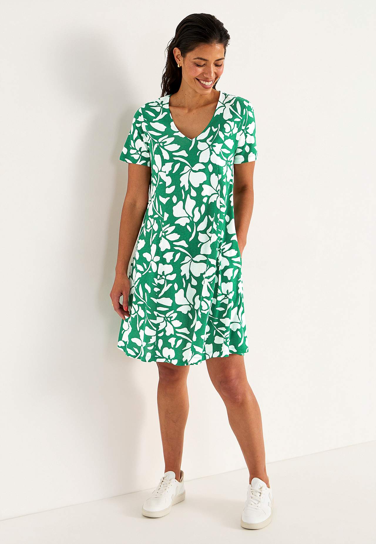 Jersey dress with pockets