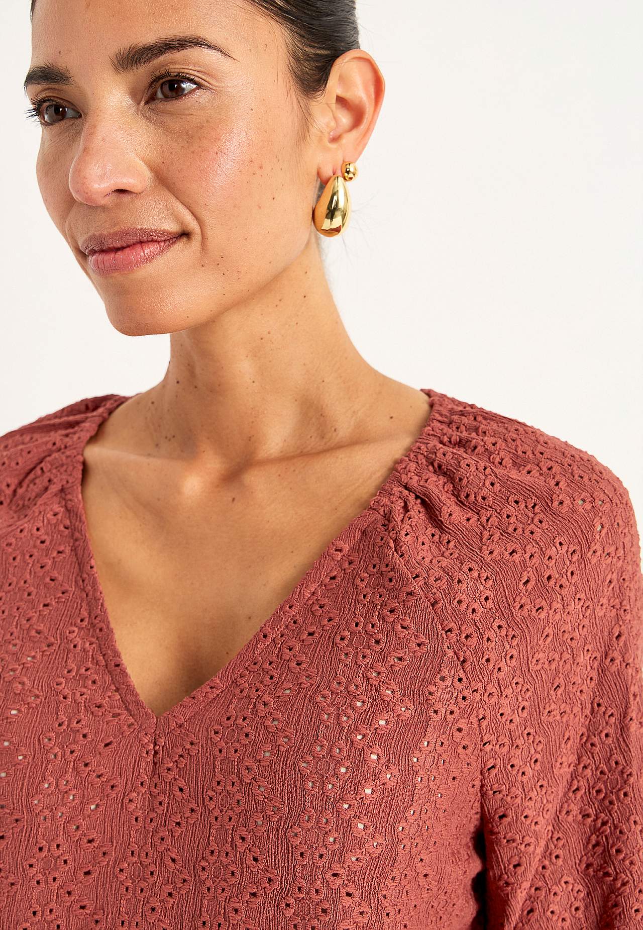 Jersey tuniq with hole embroidery
