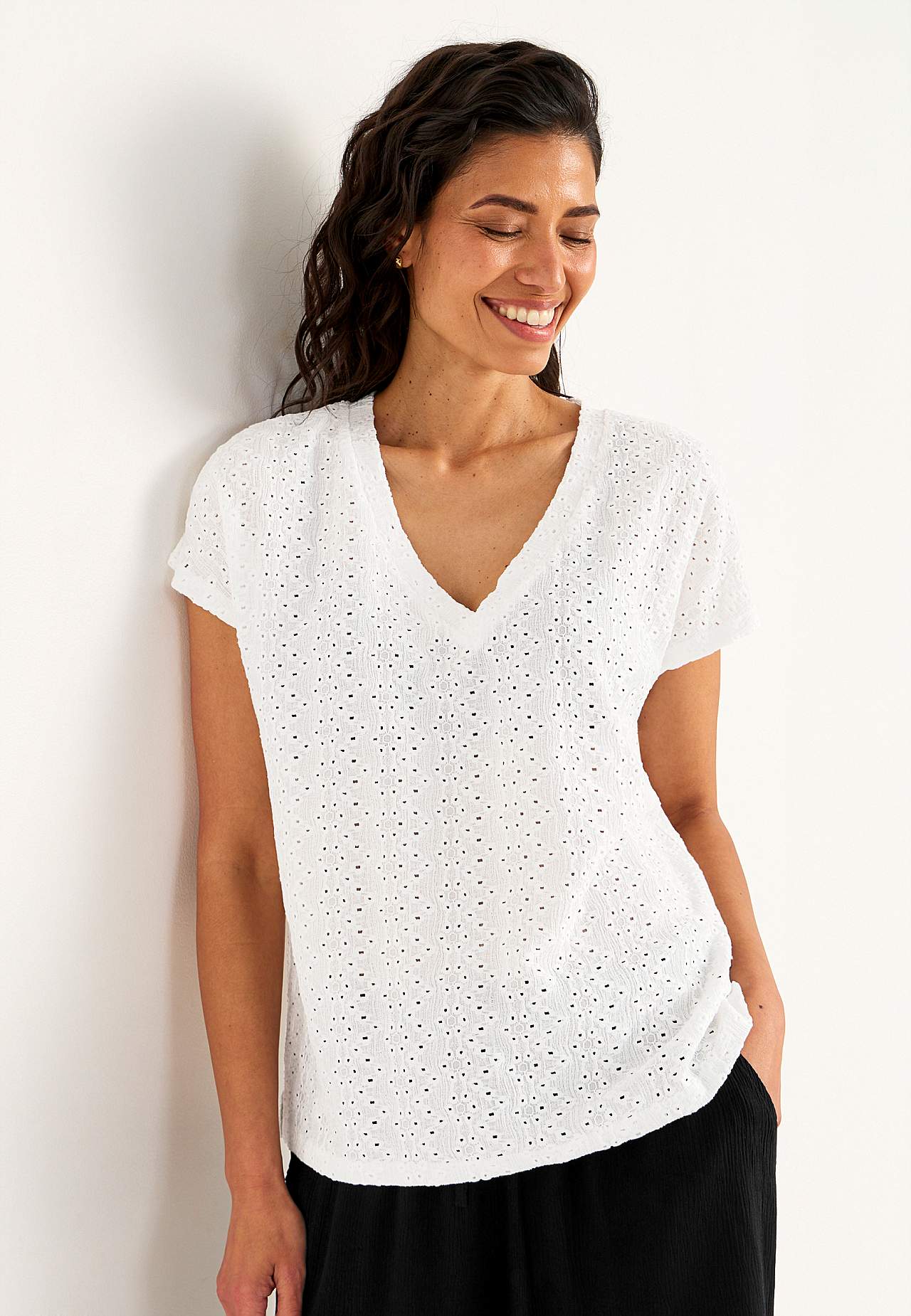 Jersey top with hole embroidery