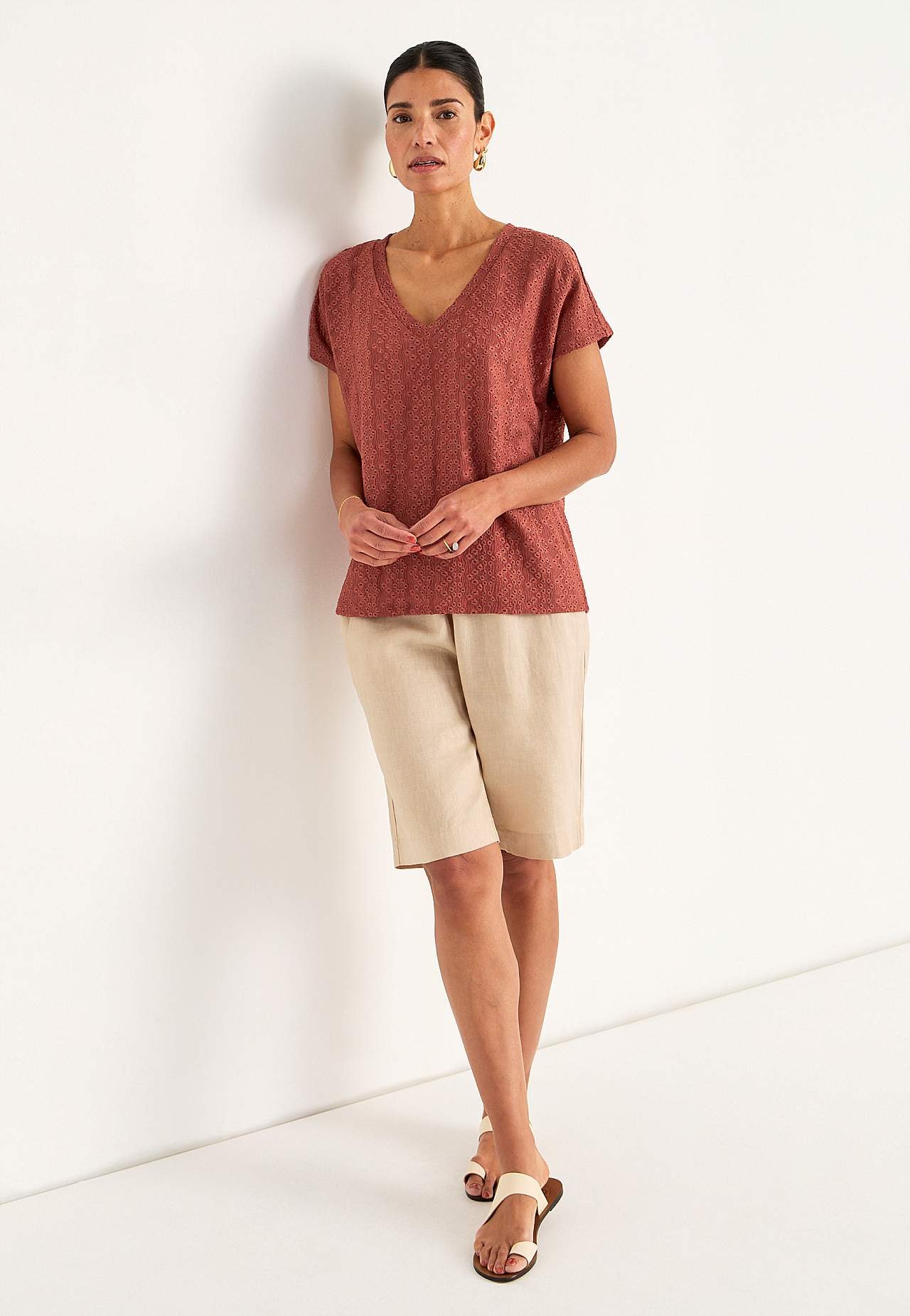 Jersey top with hole embroidery