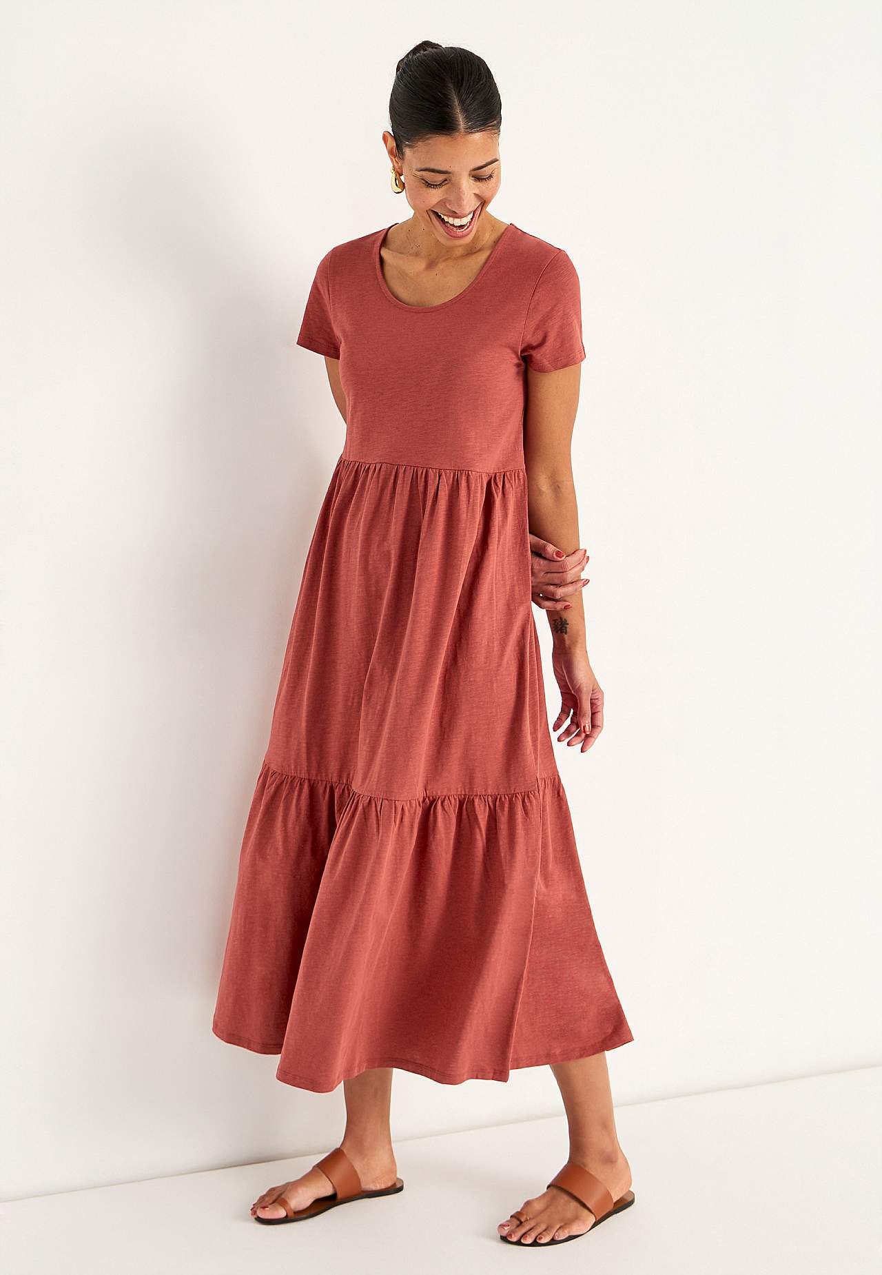 Jersey dress with frill