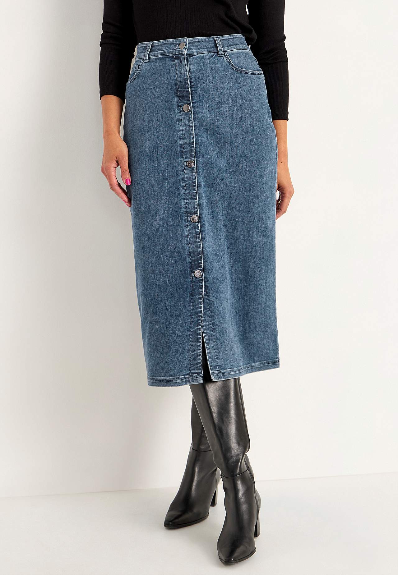 Denim skirt with superstretch