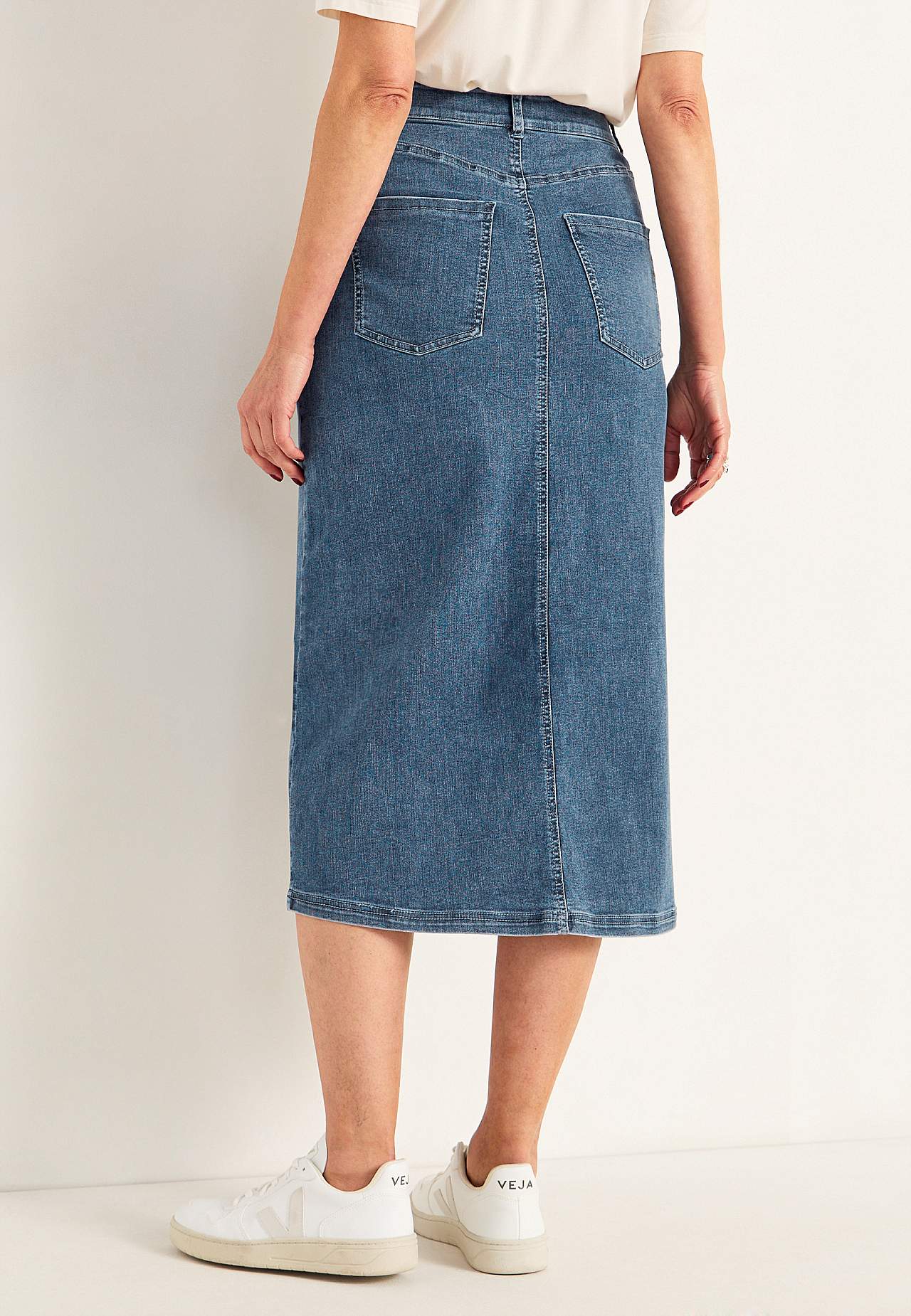 Denim skirt with superstretch Sara