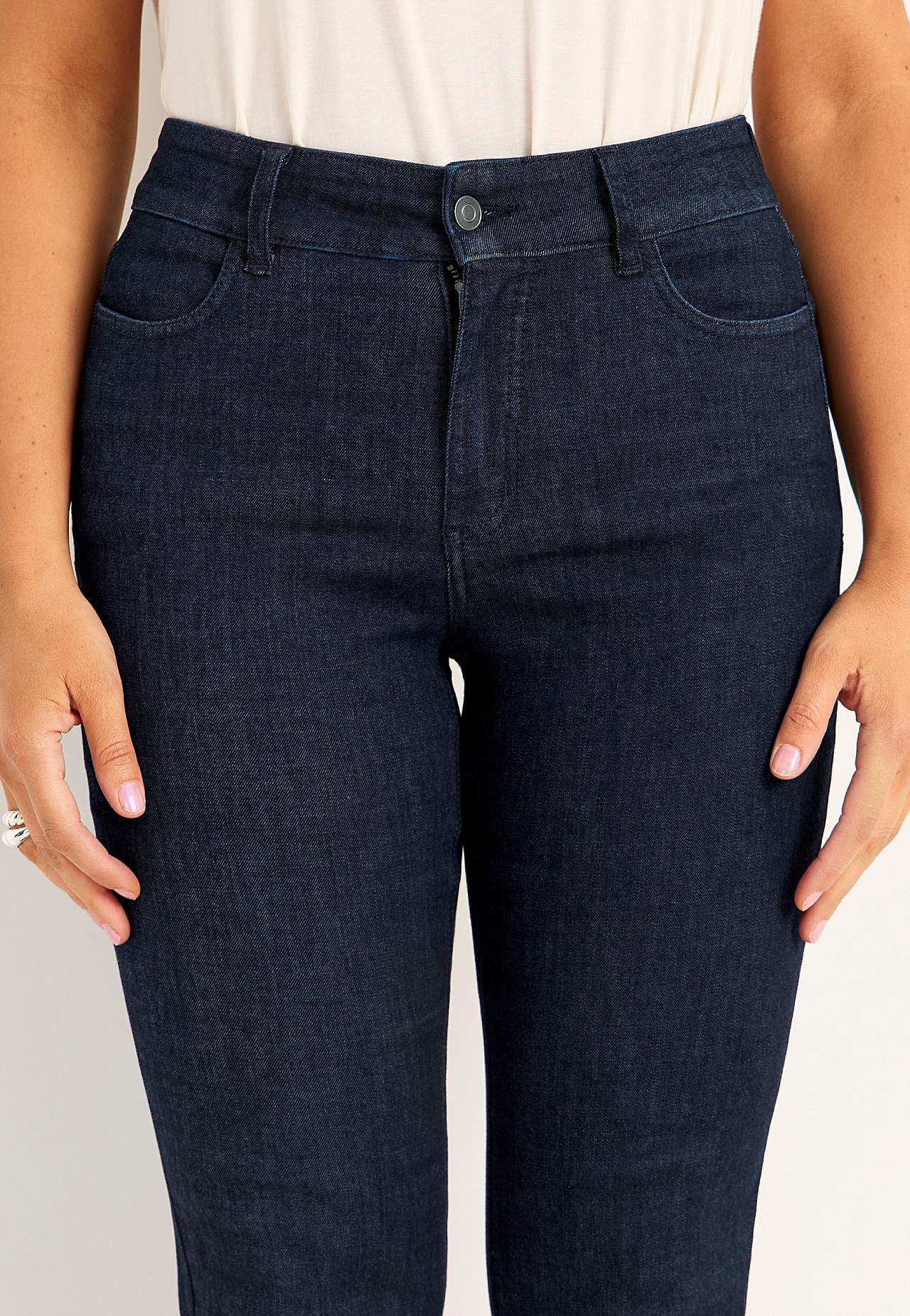 Wide jeans in denim with superstretch