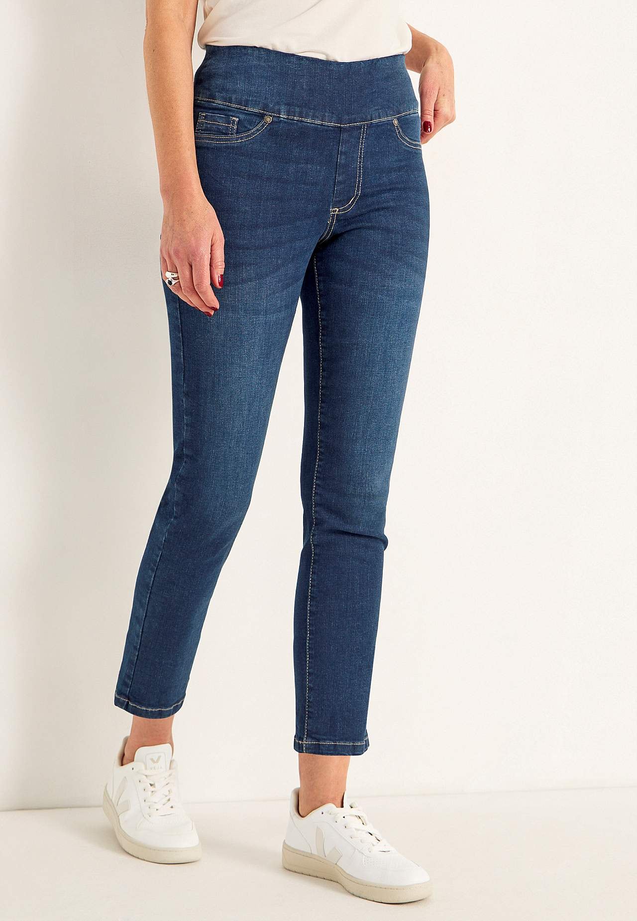 Super comfortable ankle jeans in denim