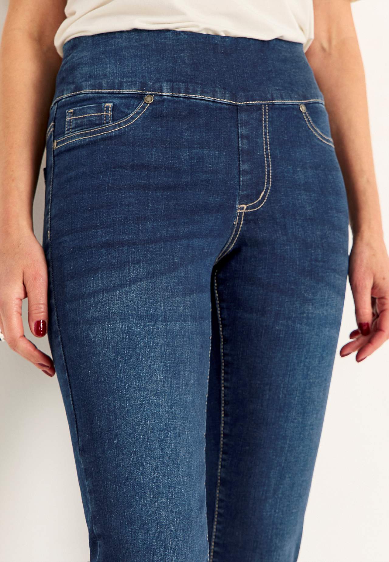 Super comfortable ankle jeans in denim
