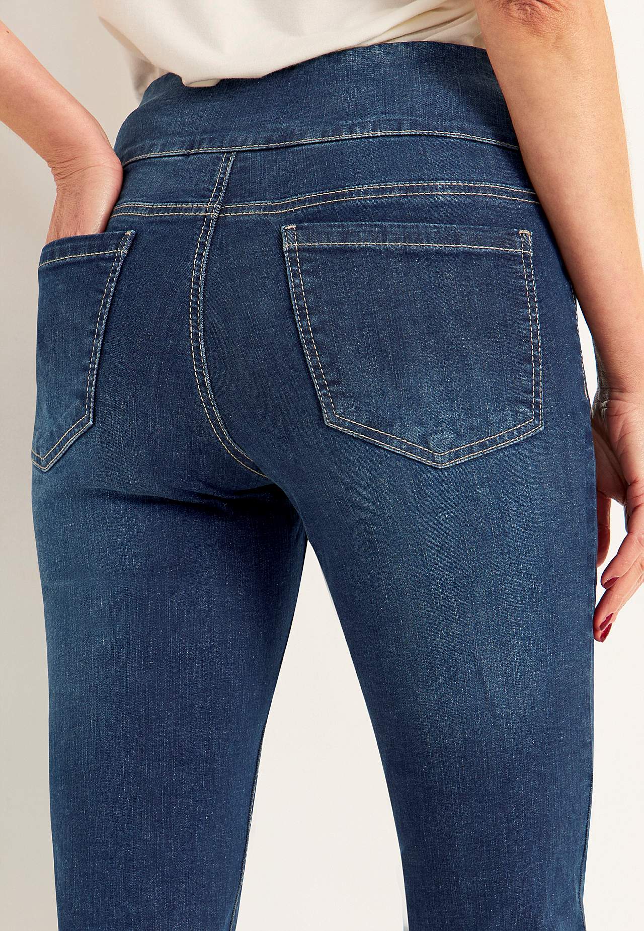 Super comfortable ankle jeans in denim