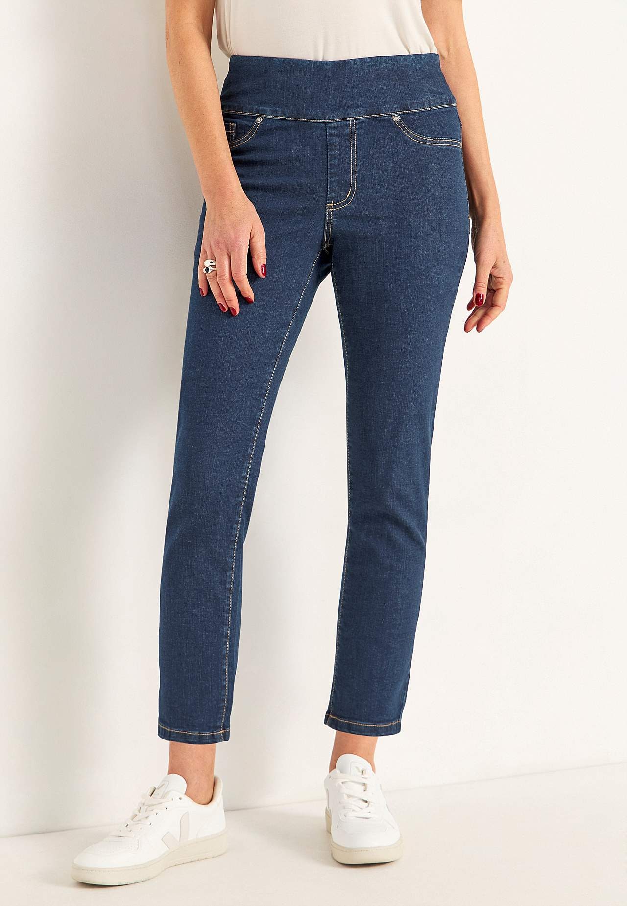 Super comfortable ankle jeans in denim