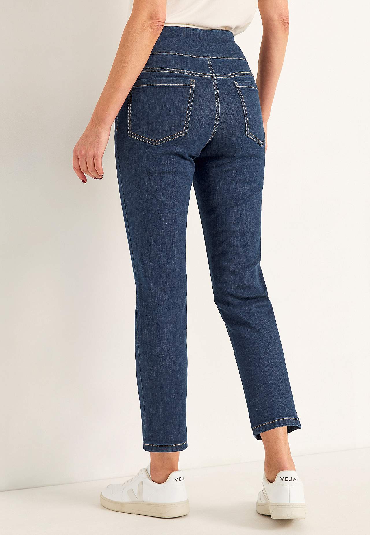 Super comfortable ankle jeans in denim