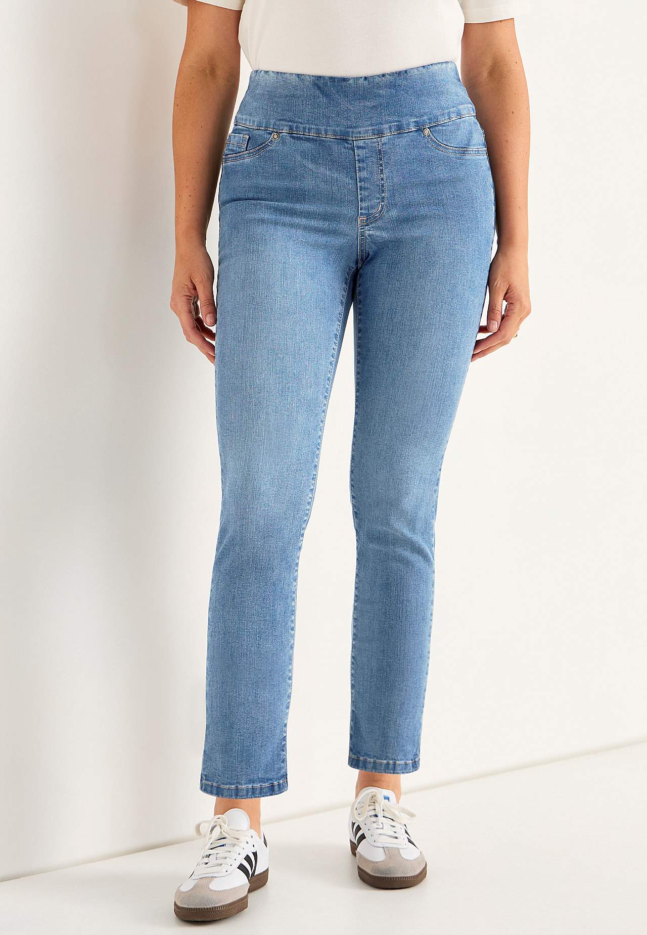 Super comfortable ankle jeans in denim