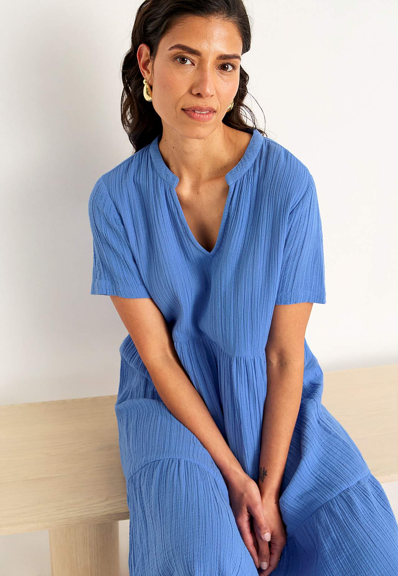 Dress in crinkled cotton