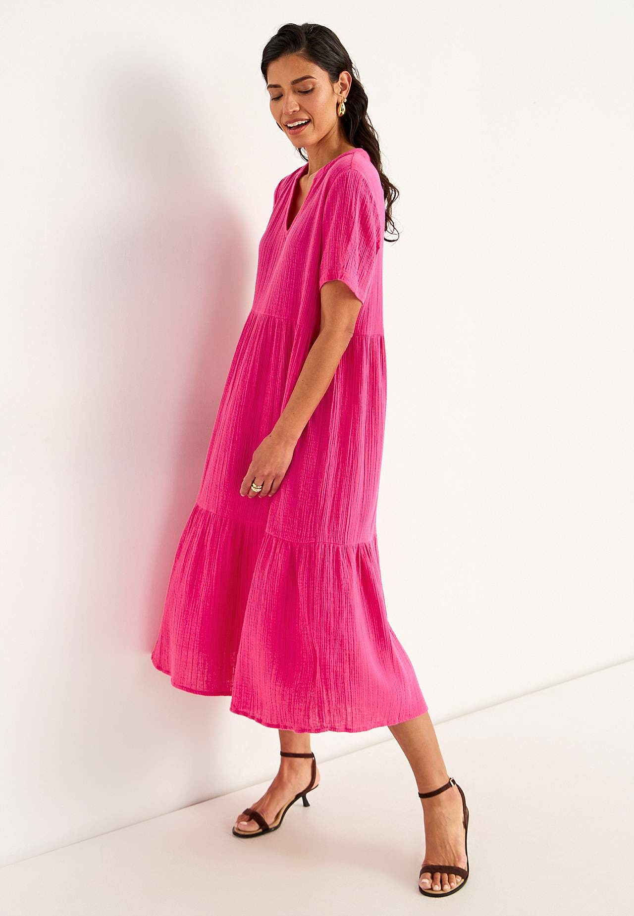 Dress in crinkled cotton