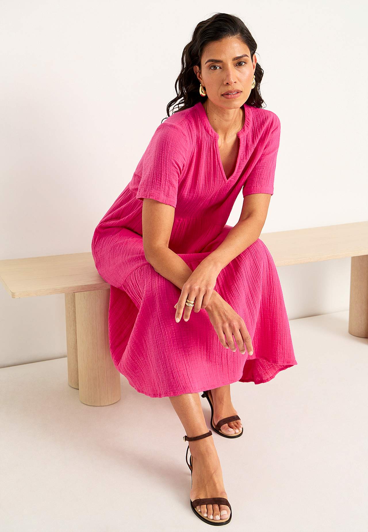 Dress in crinkled cotton