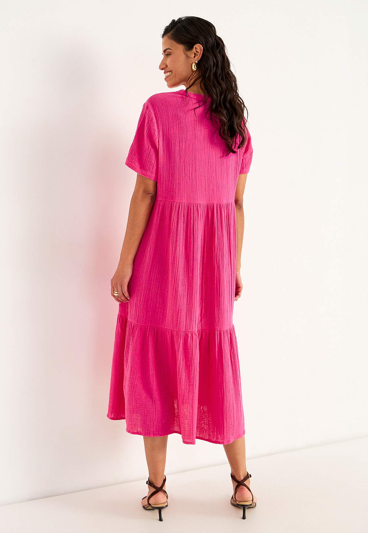 Dress in crinkled cotton