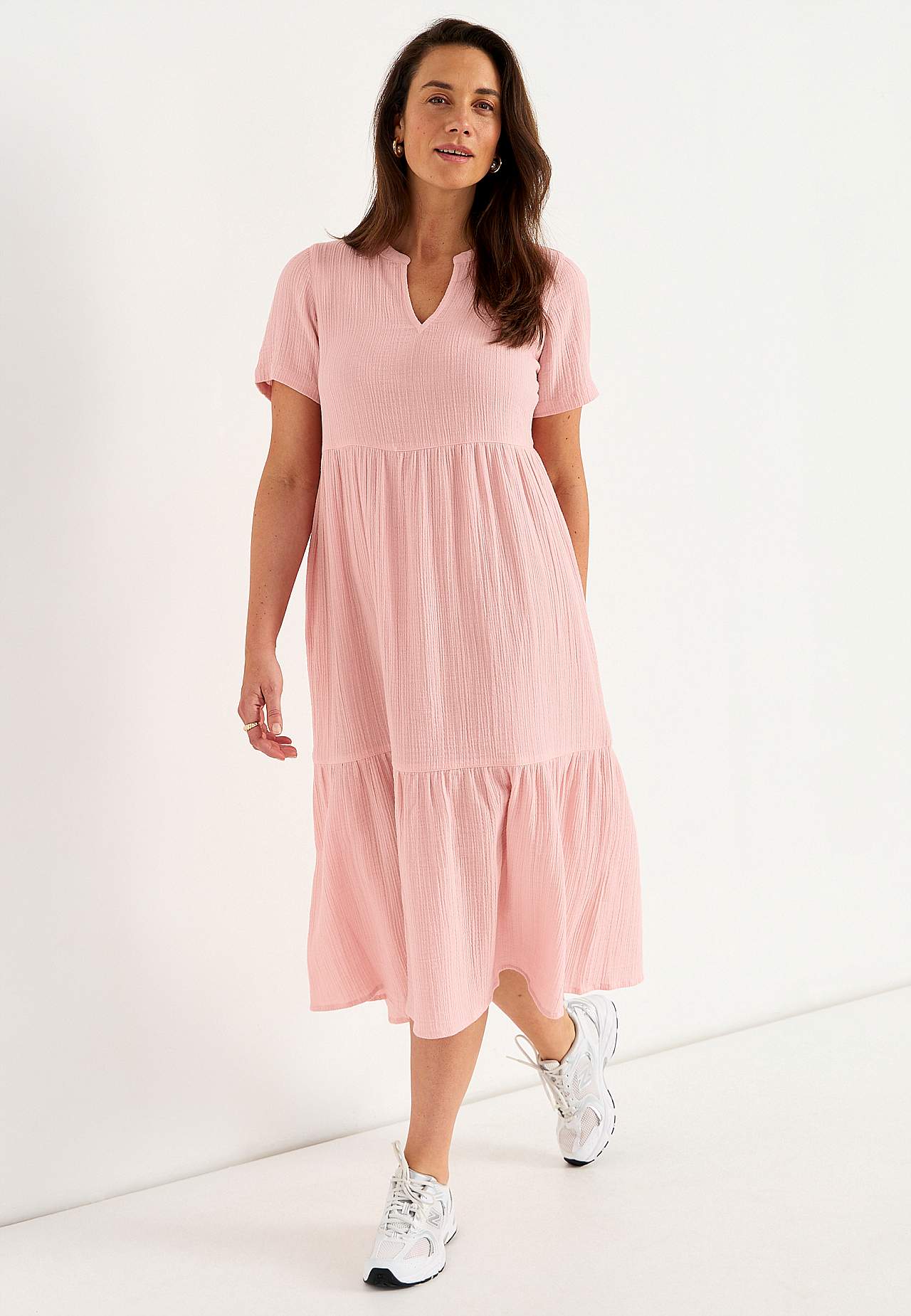 Dress in crinkled cotton