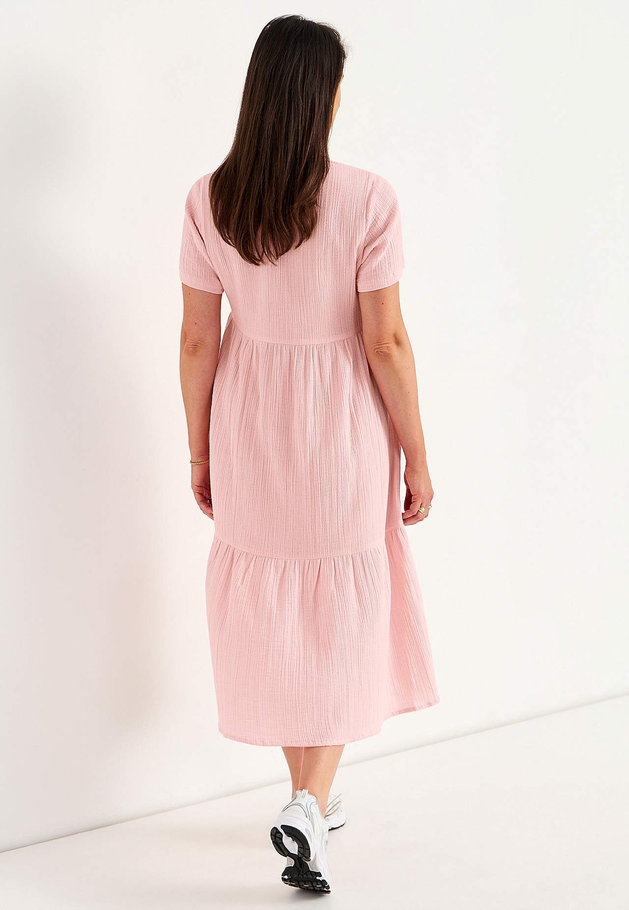 Dress in crinkled cotton