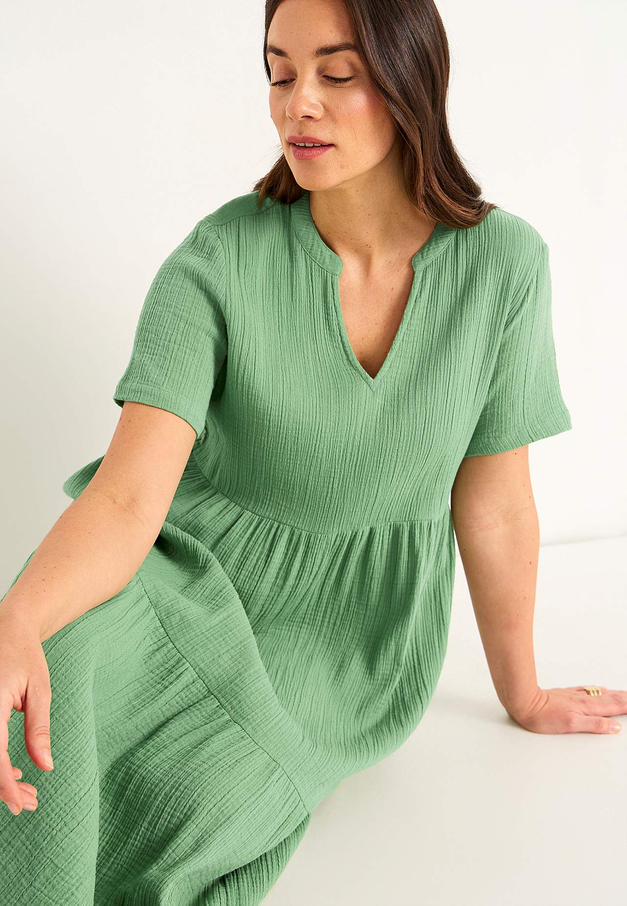 Dress in crinkled cotton