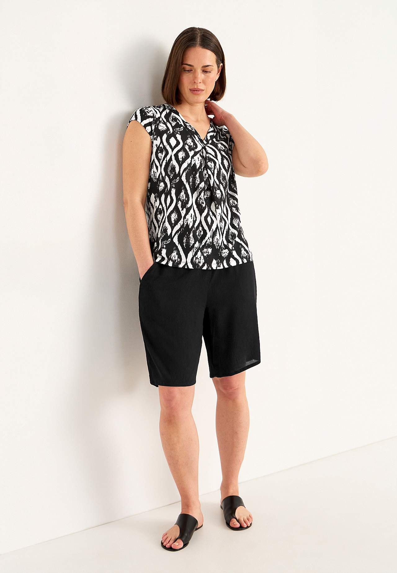 Jersey top with cap sleeves