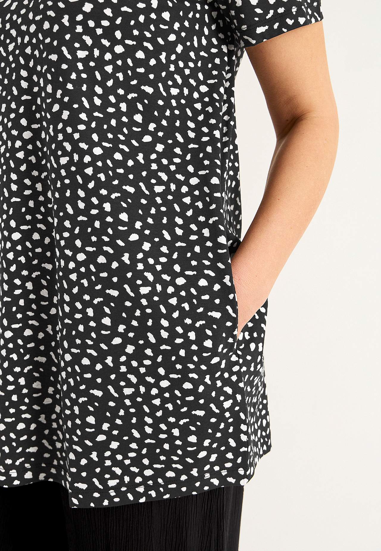 Jersey tuniq with pockets
