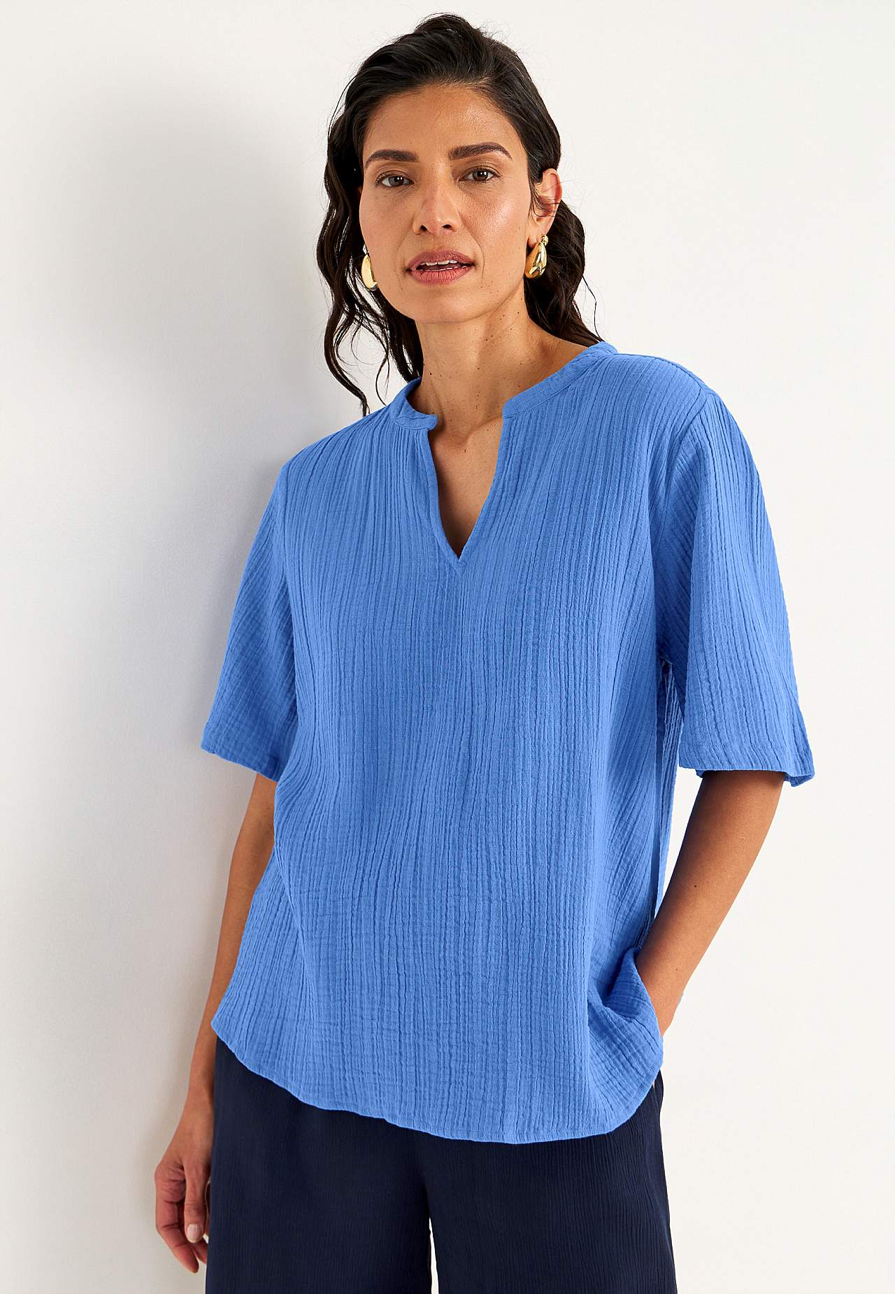 Blouse in crinkled cotton