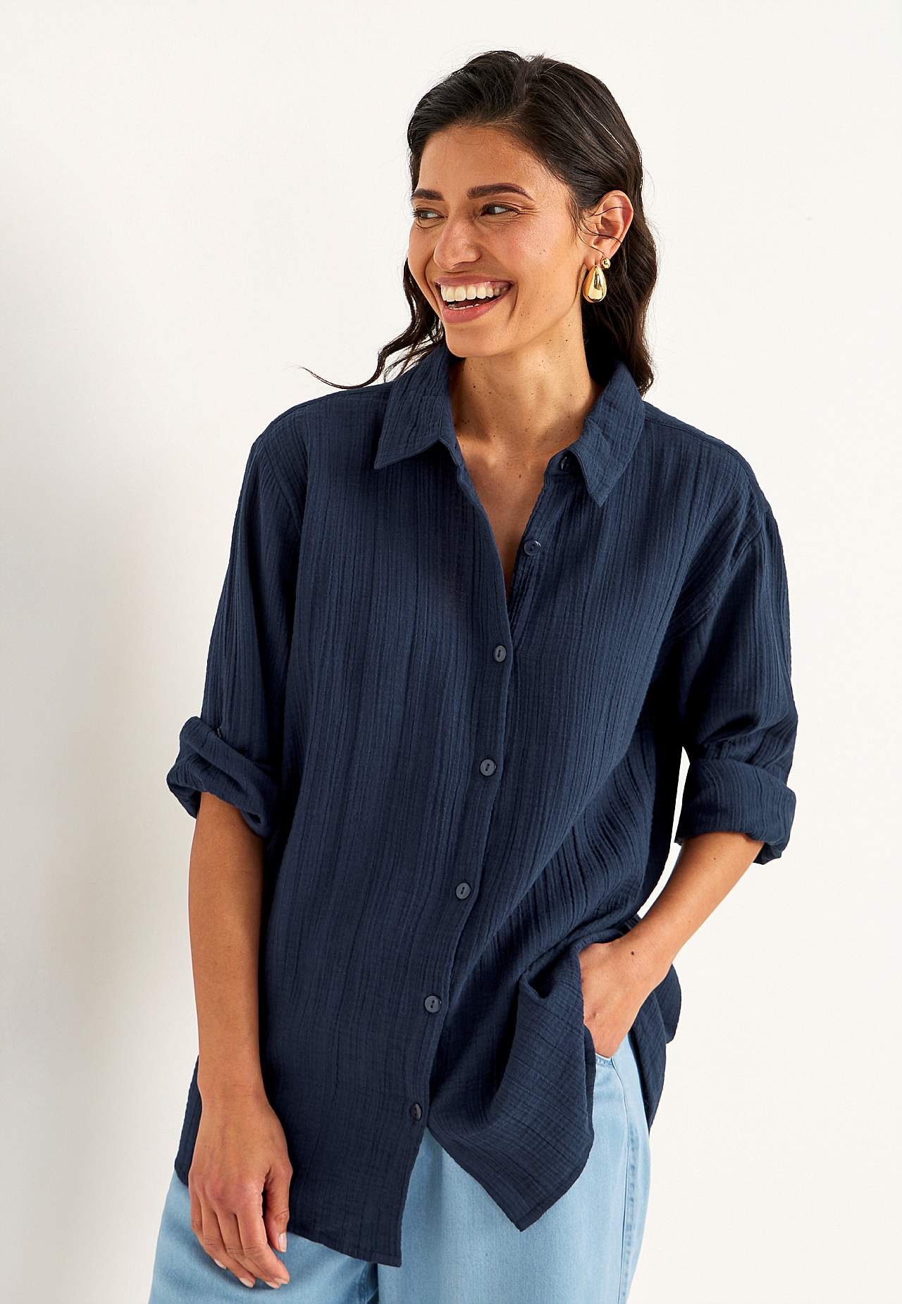 Long shirt in crinkled cotton