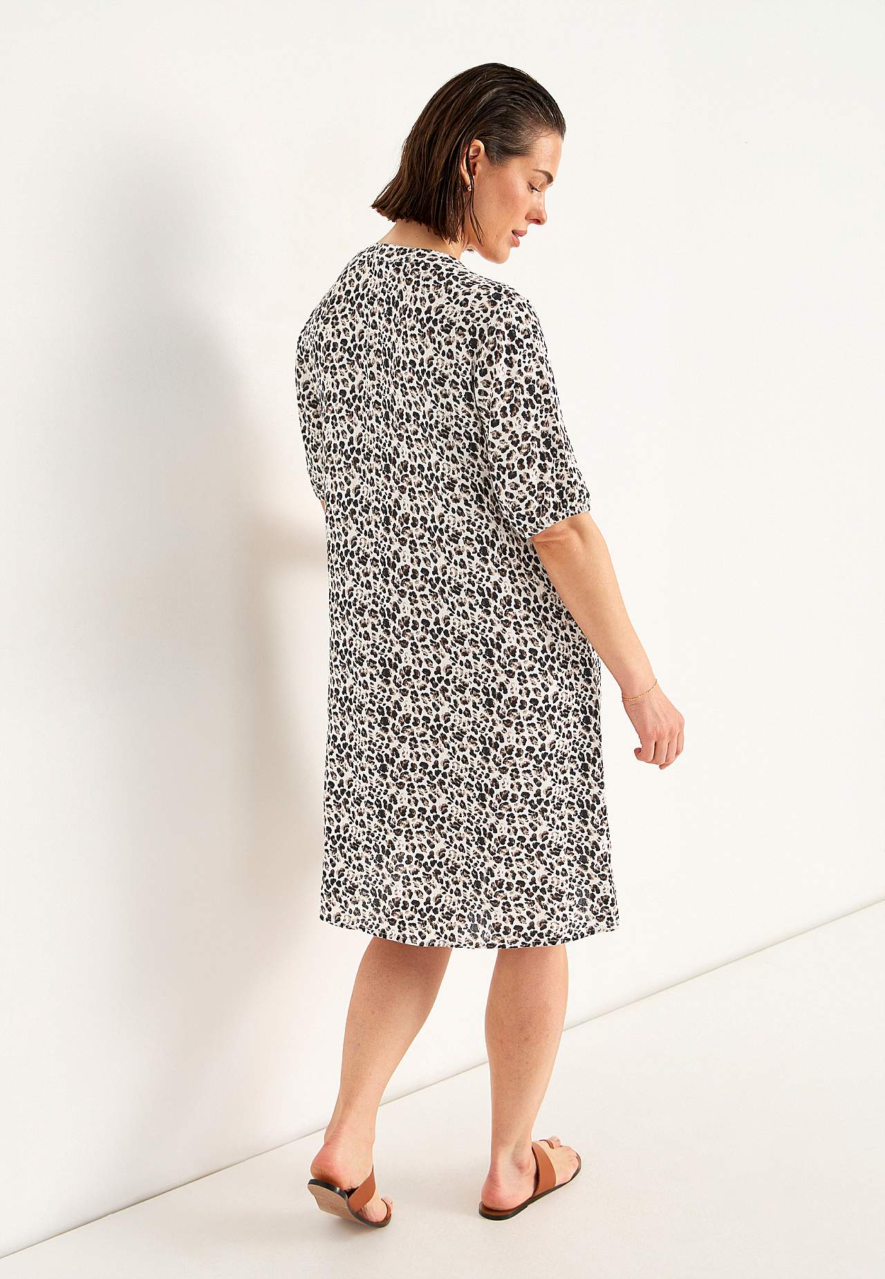 Dress in viscose crepe