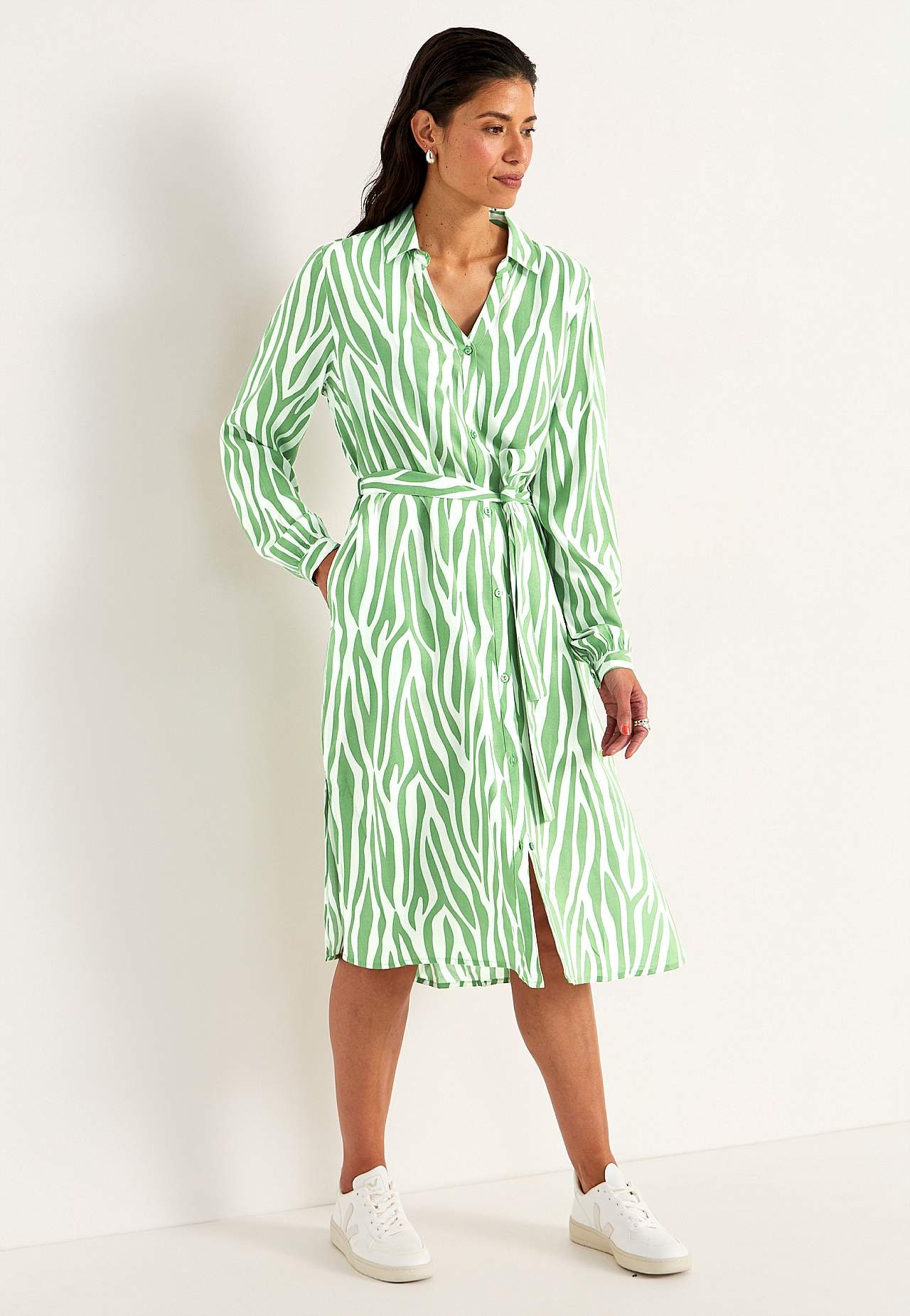 Woven dress with pockets