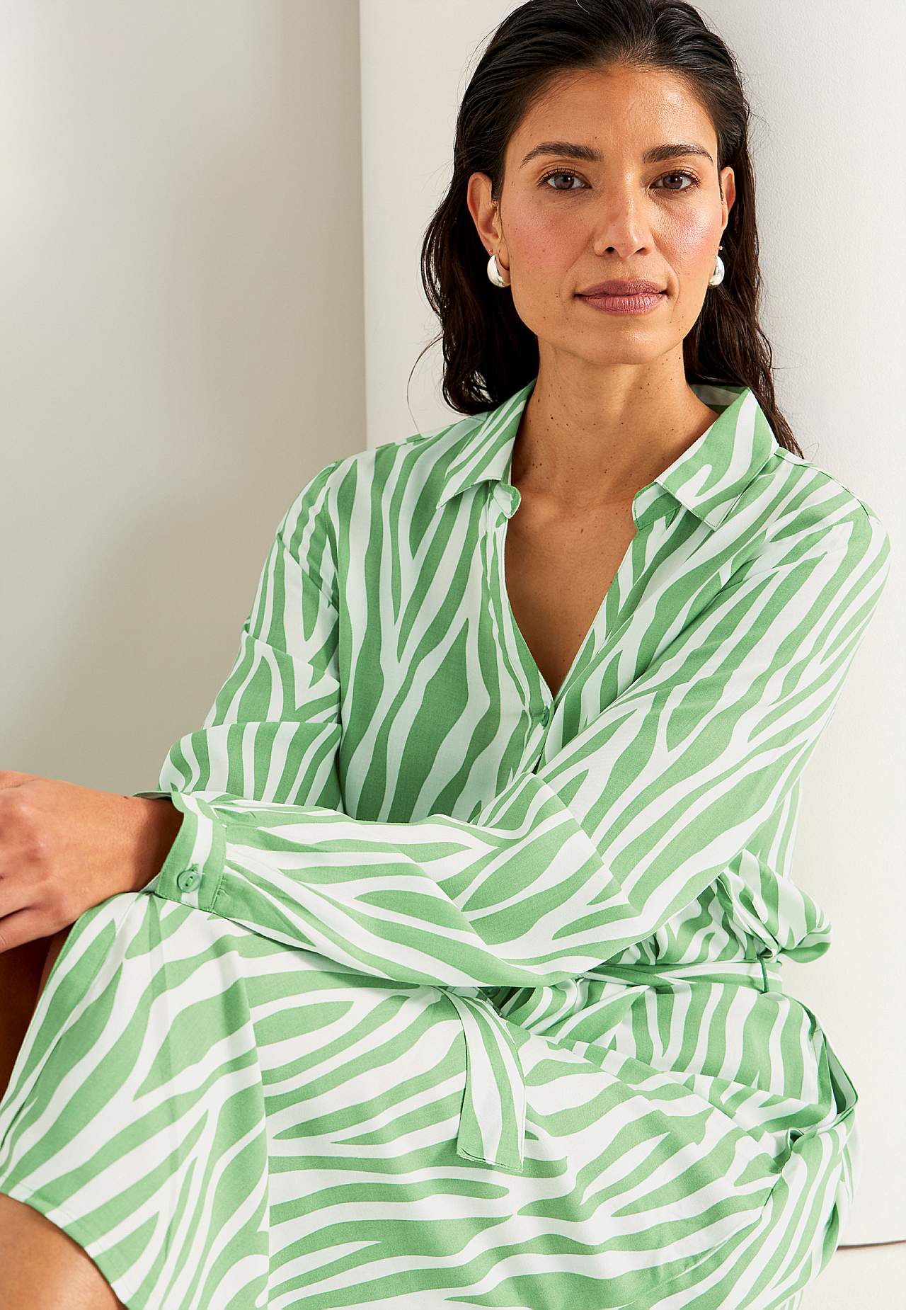 Woven dress with pockets