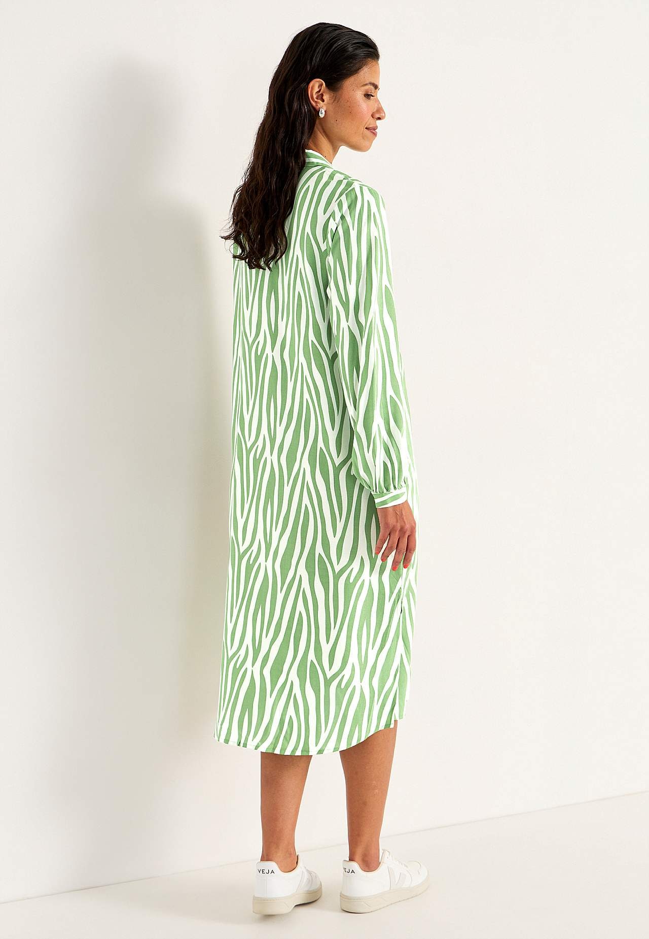 Woven dress with pockets