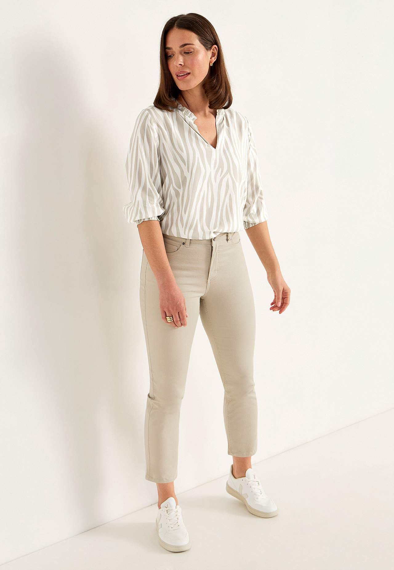 Woven, patterned blouse