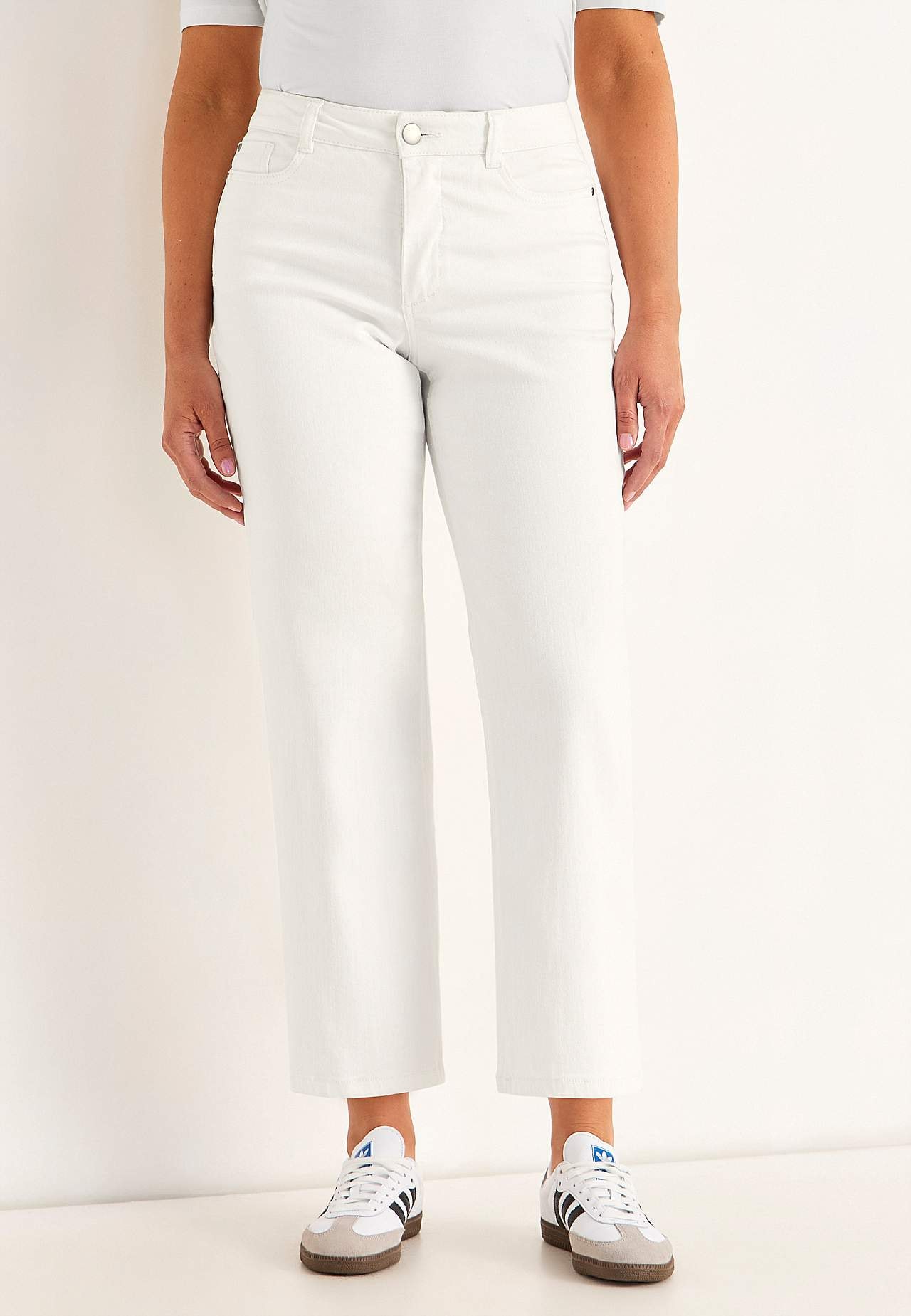 Stretchy ankle jeans
