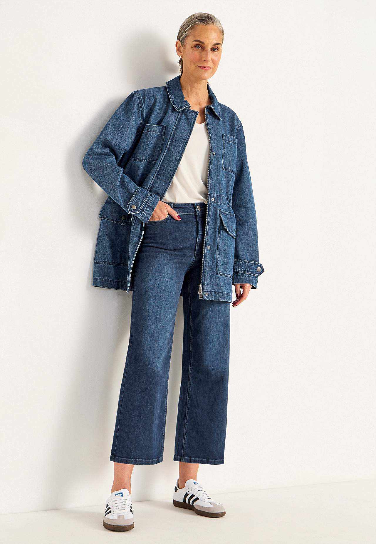 Stretchy ankle jeans