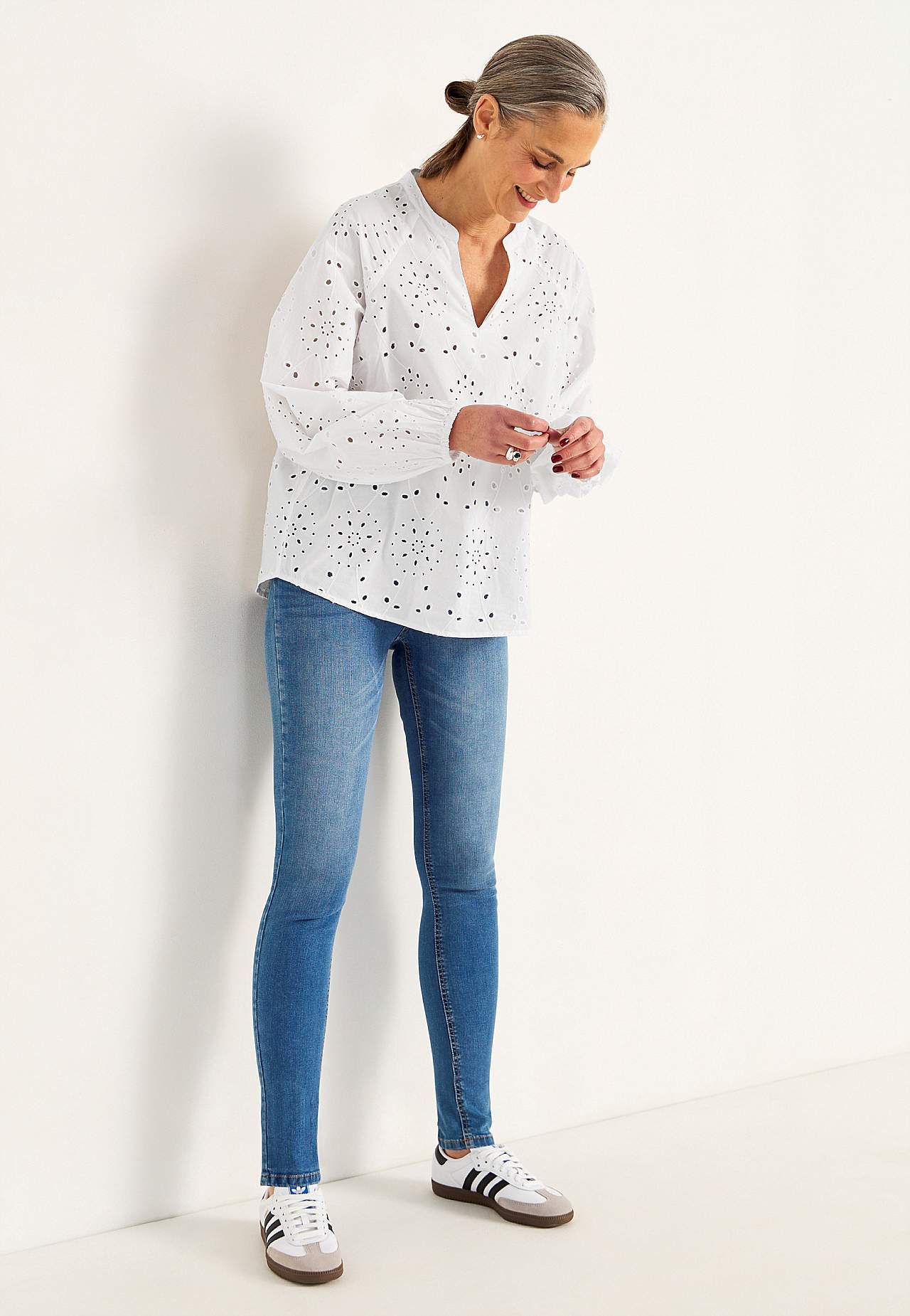 Blouse with embroidery