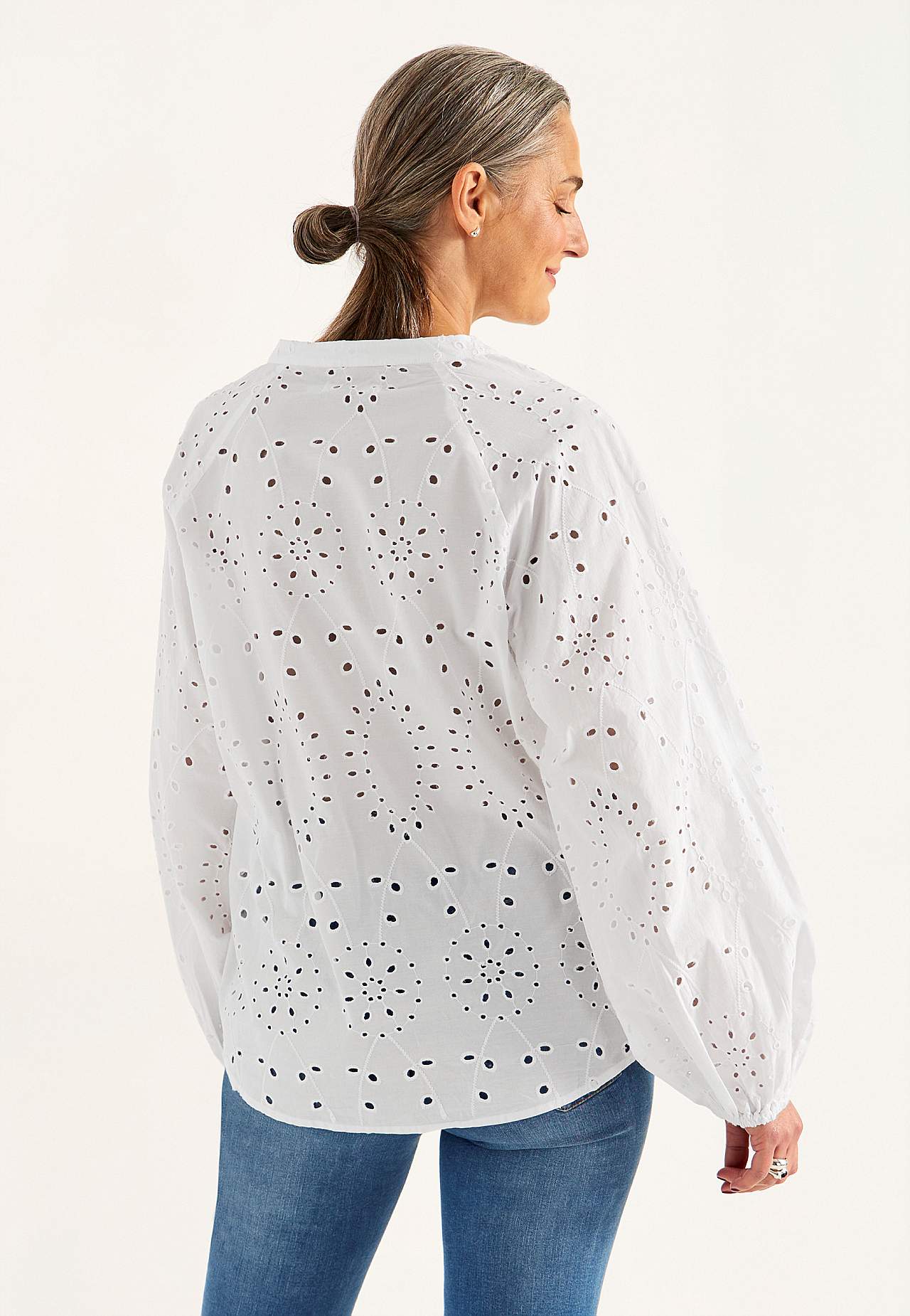 Blouse with embroidery