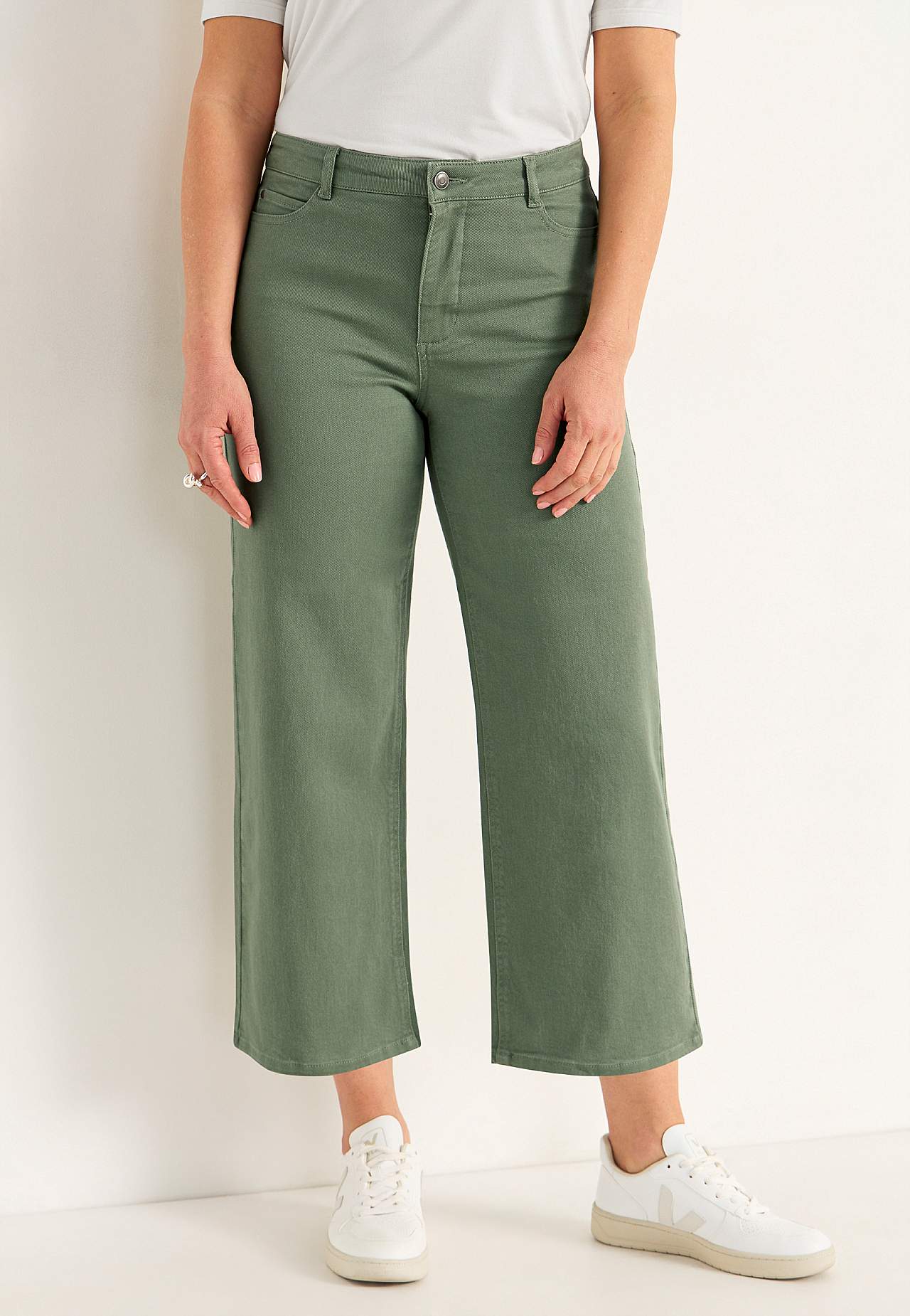 Wide ankle jeans