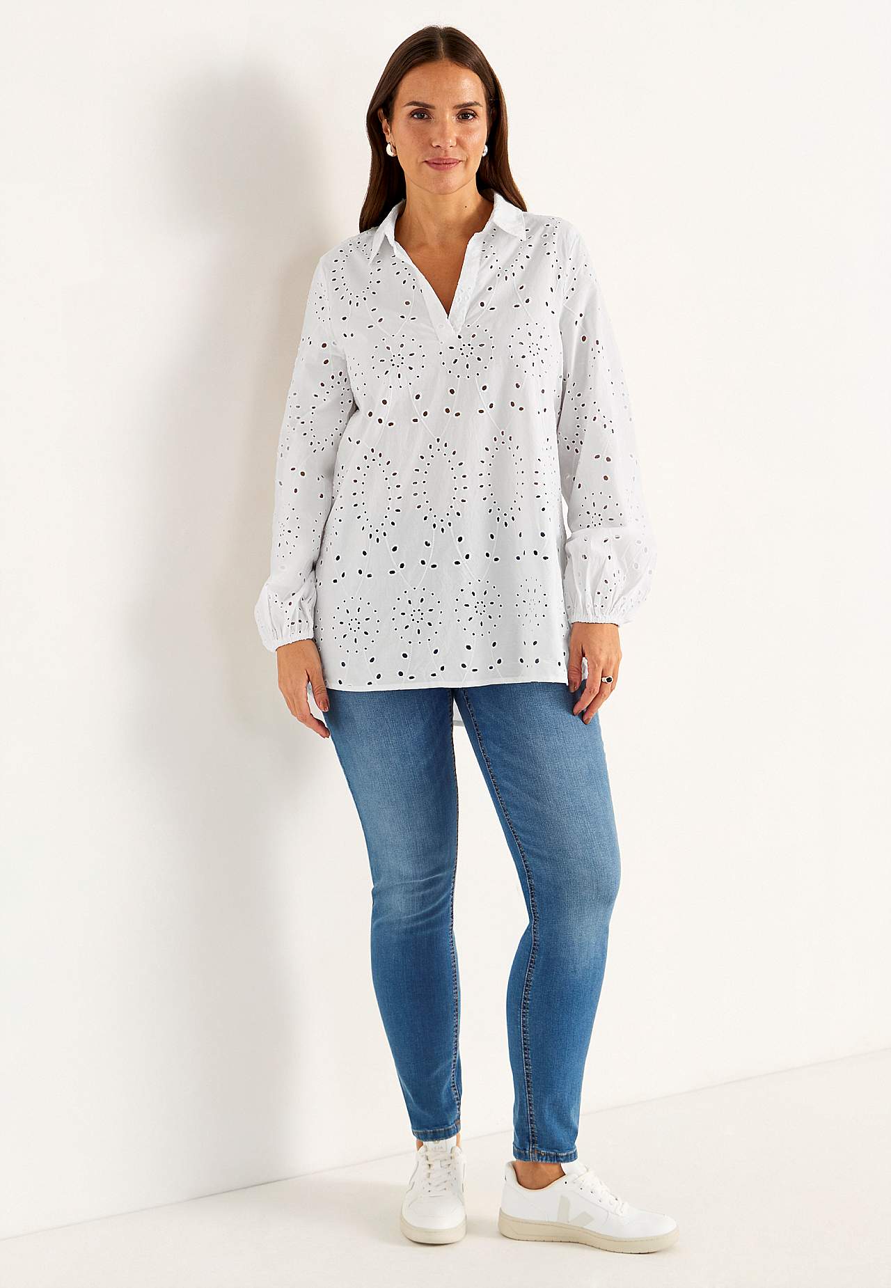 Tunic with embroidery
