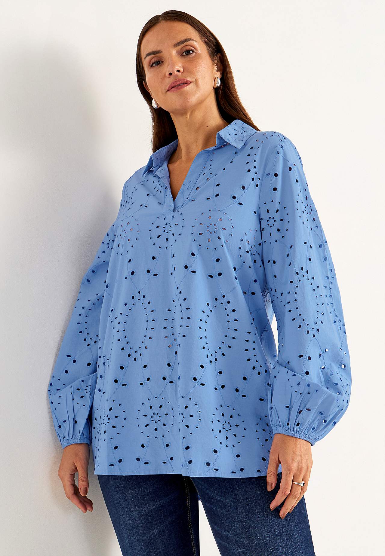 Tunic with embroidery