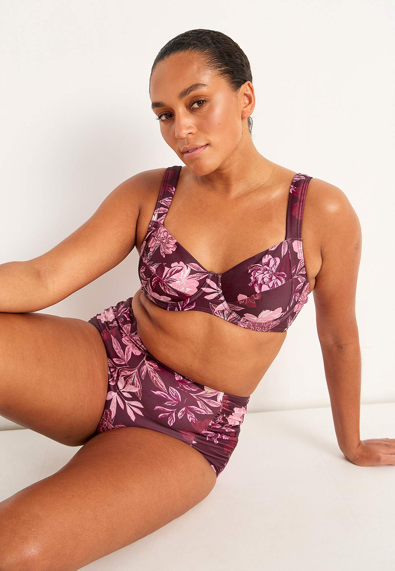 Patterned bikini bra