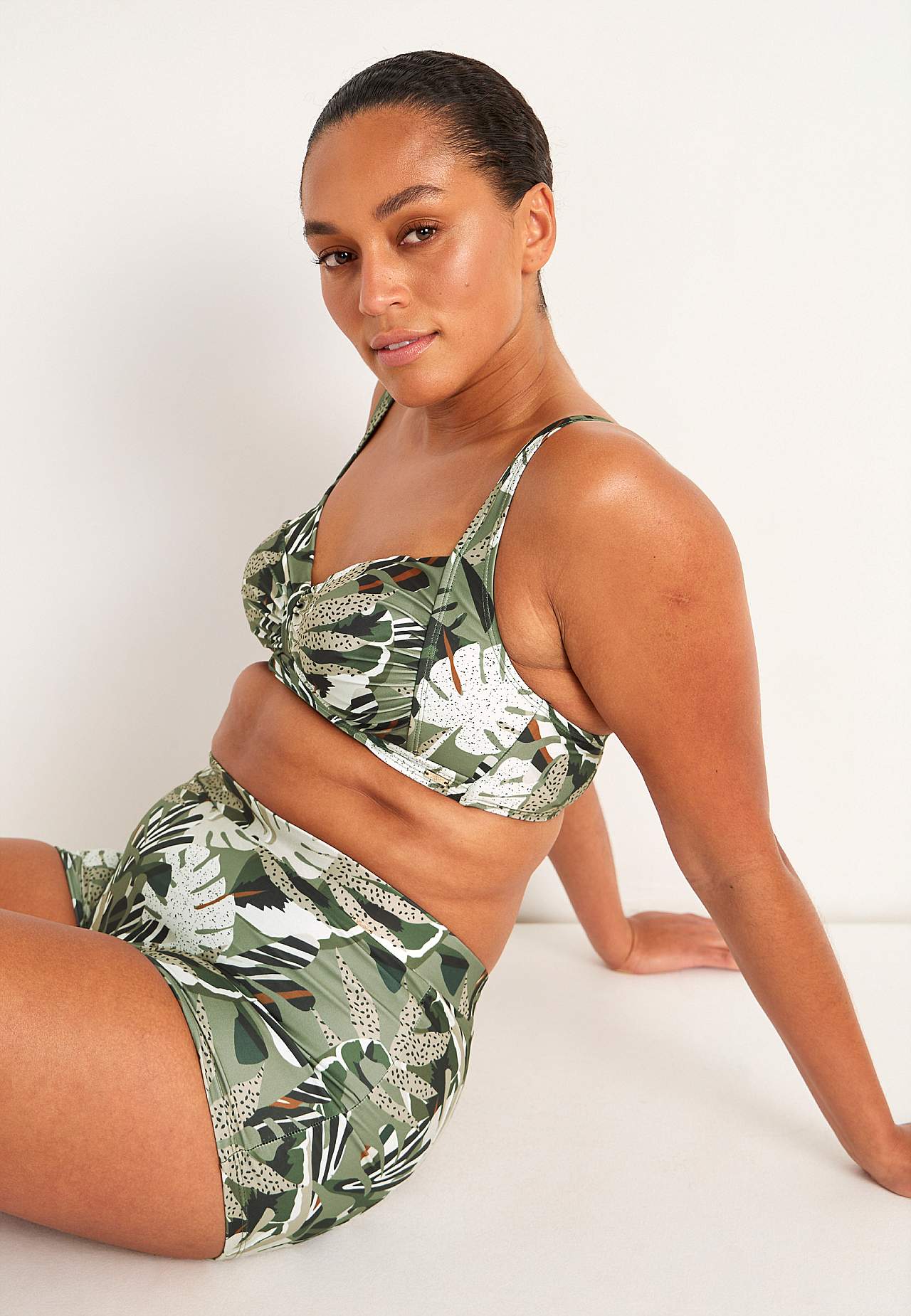 Wireless bikini bra