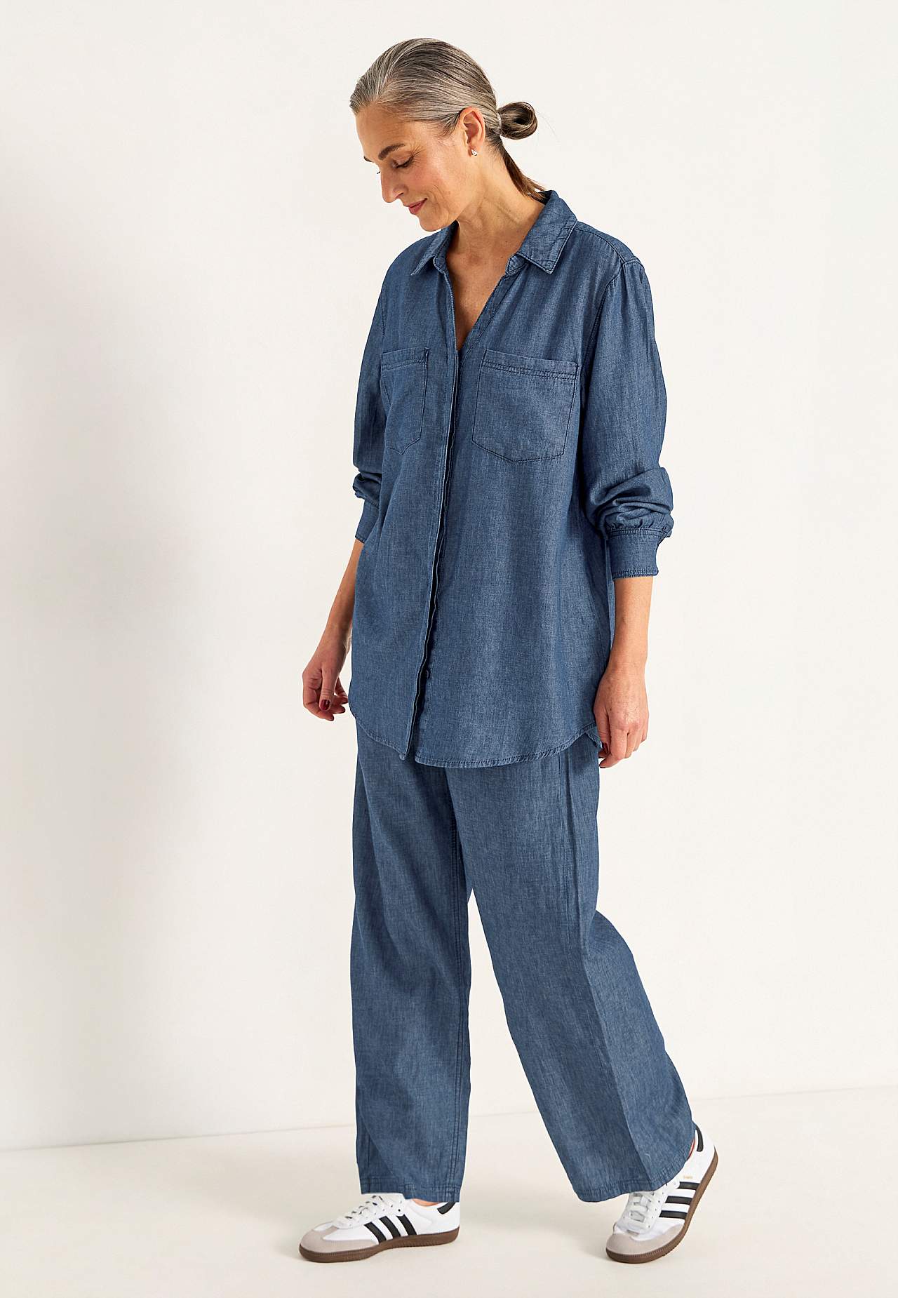 Denim shirt with buttons