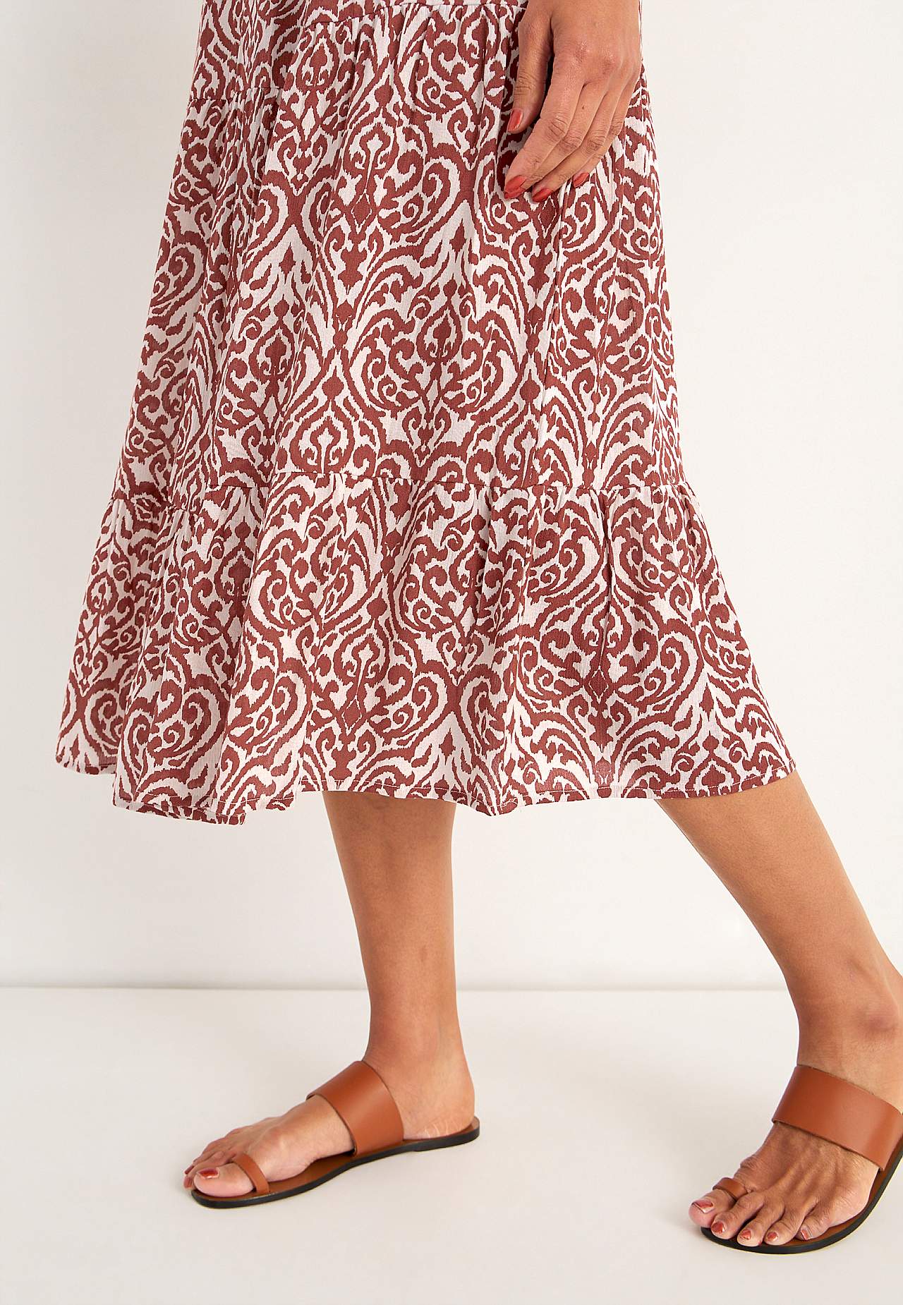 Beach dress with flounces