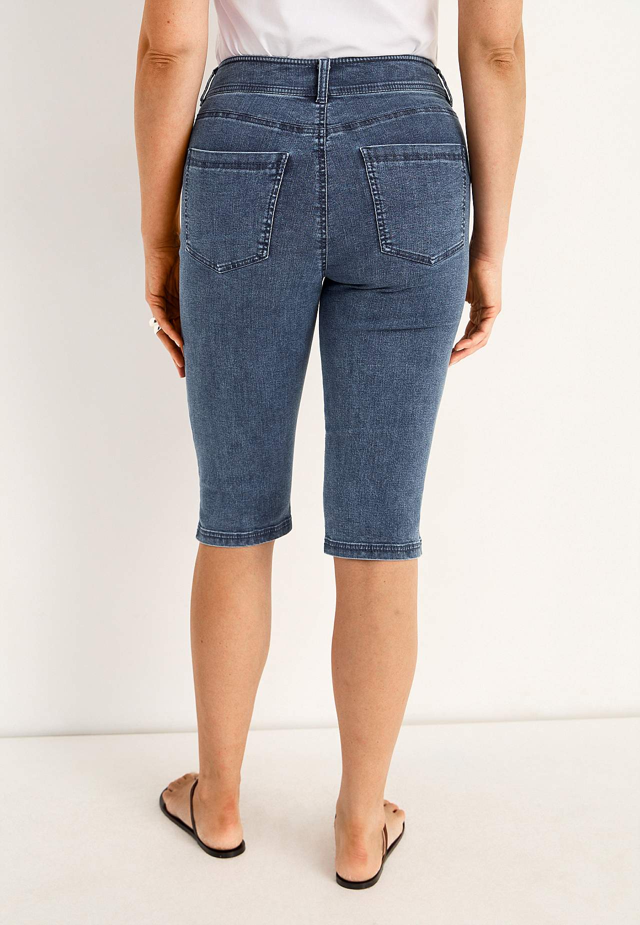 Crop jeans with superstretch