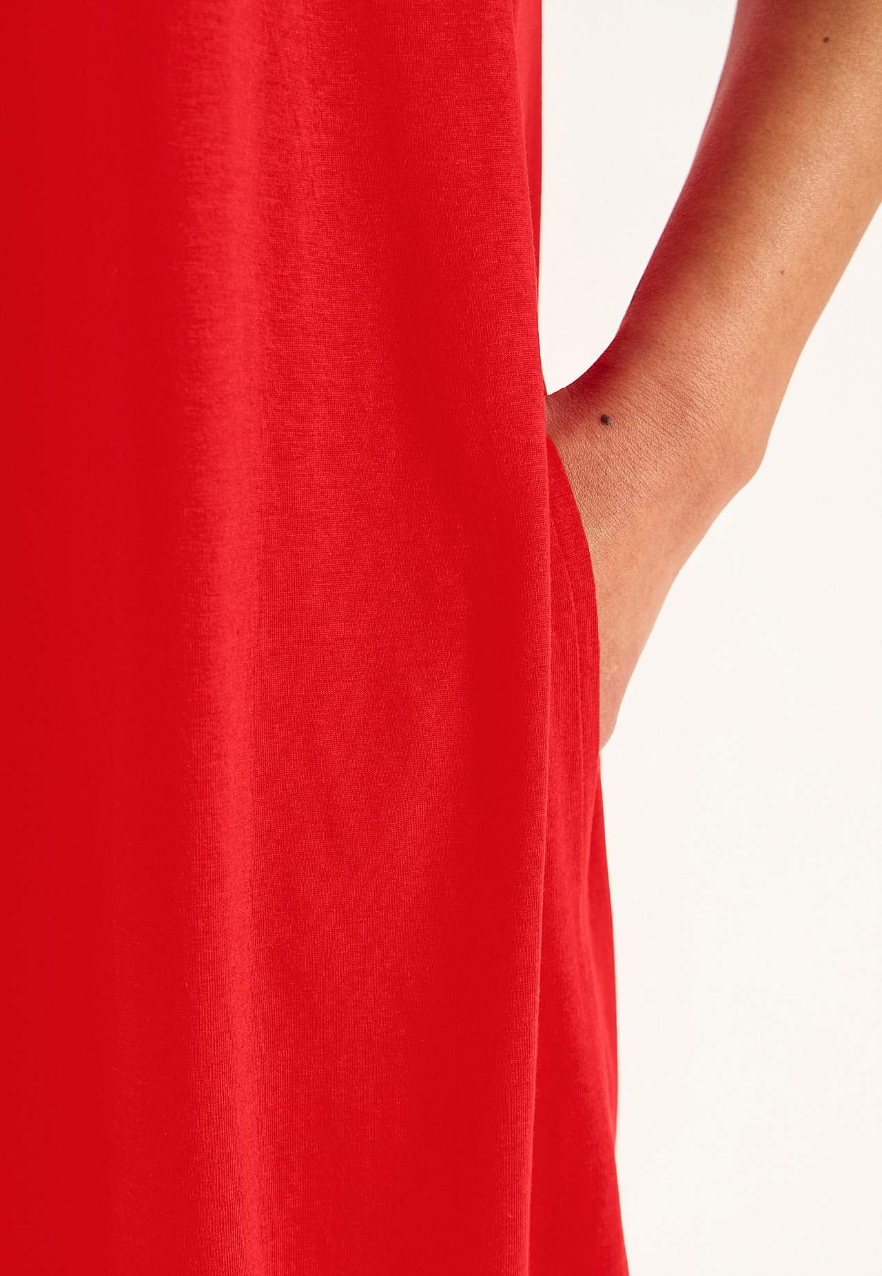 Jersey dress with pockets