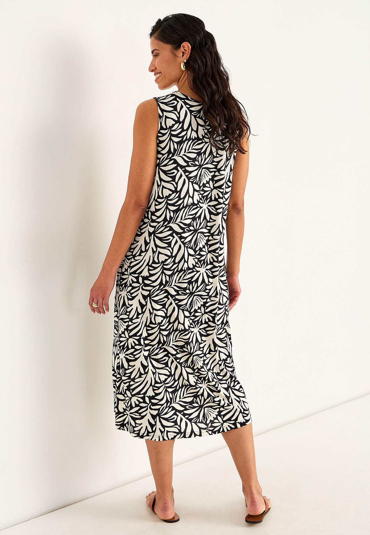 Jersey dress with pockets