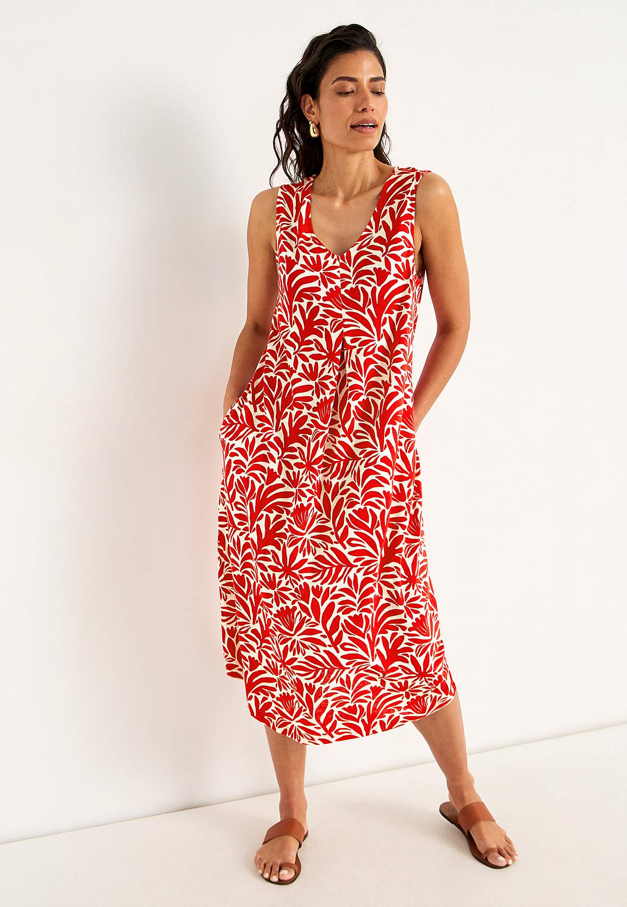 Jersey dress with pockets