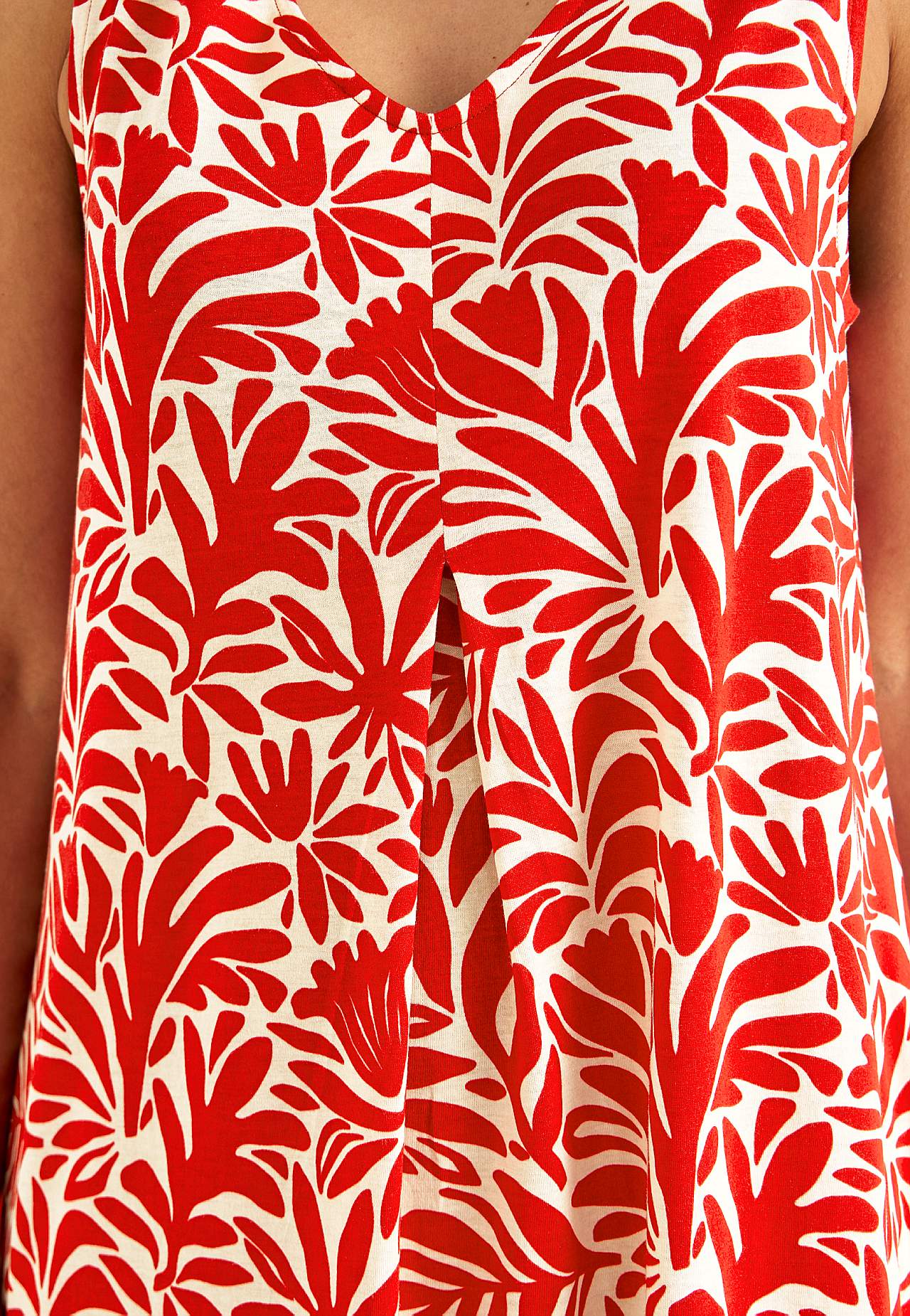 Jersey dress with pockets