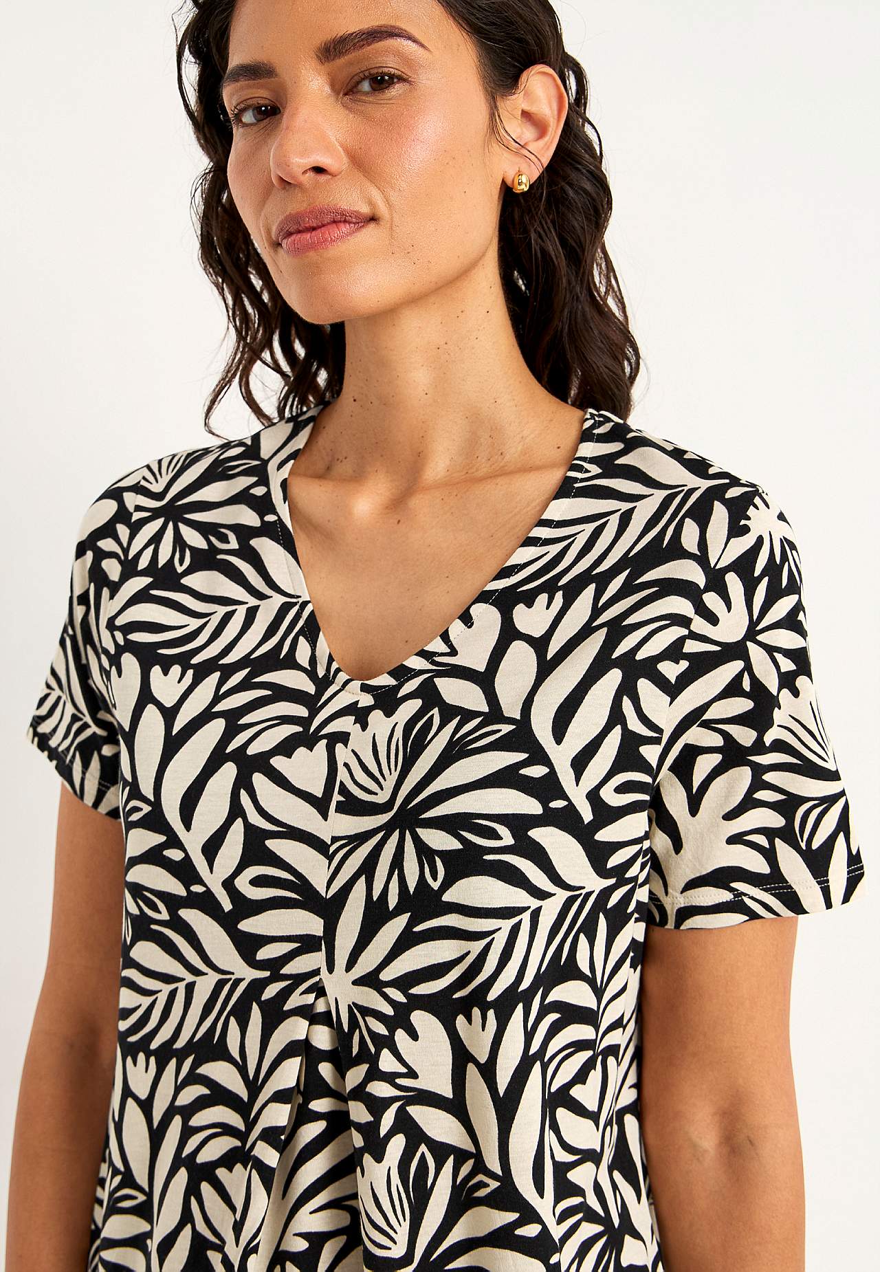 Jersey tuniq with flattering pleat