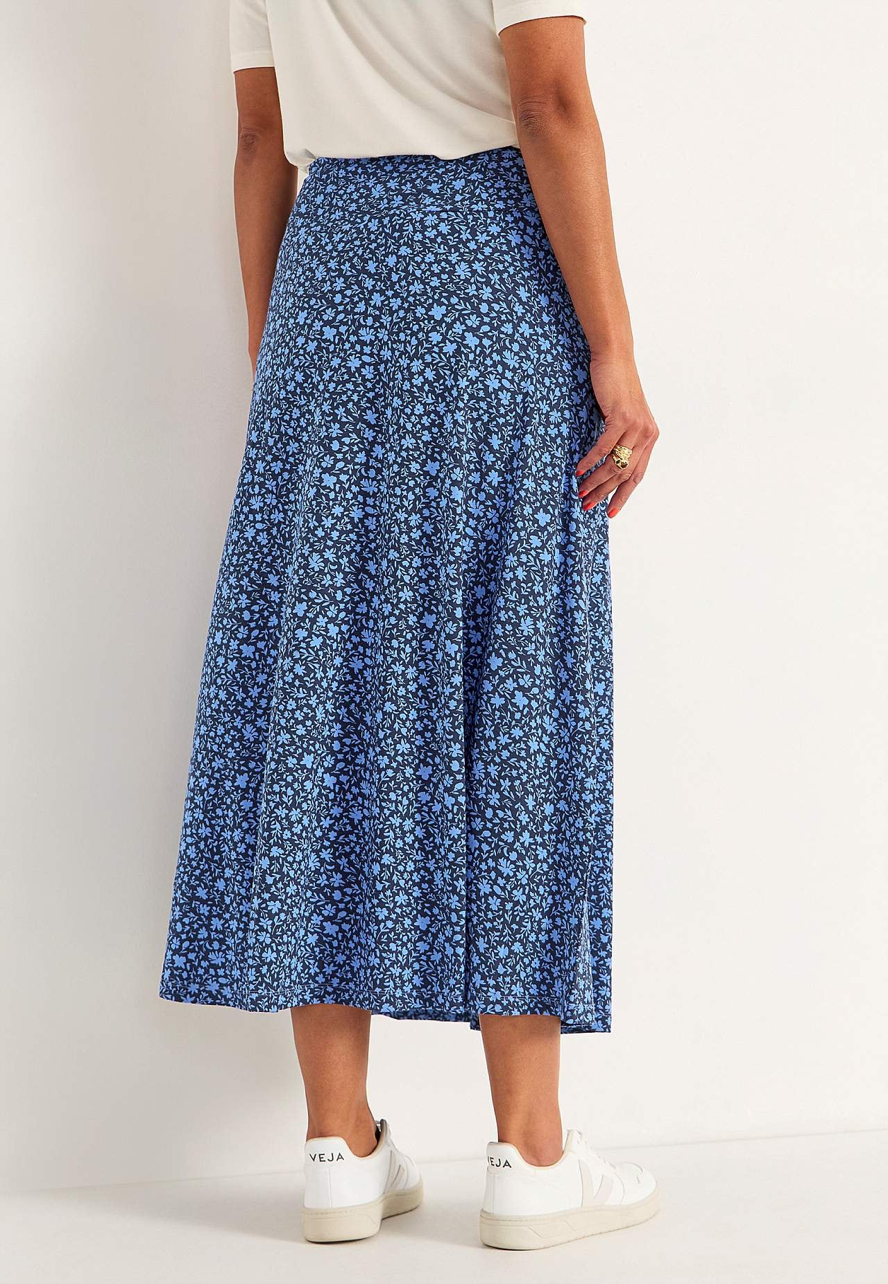 Long, flared jersey skirt
