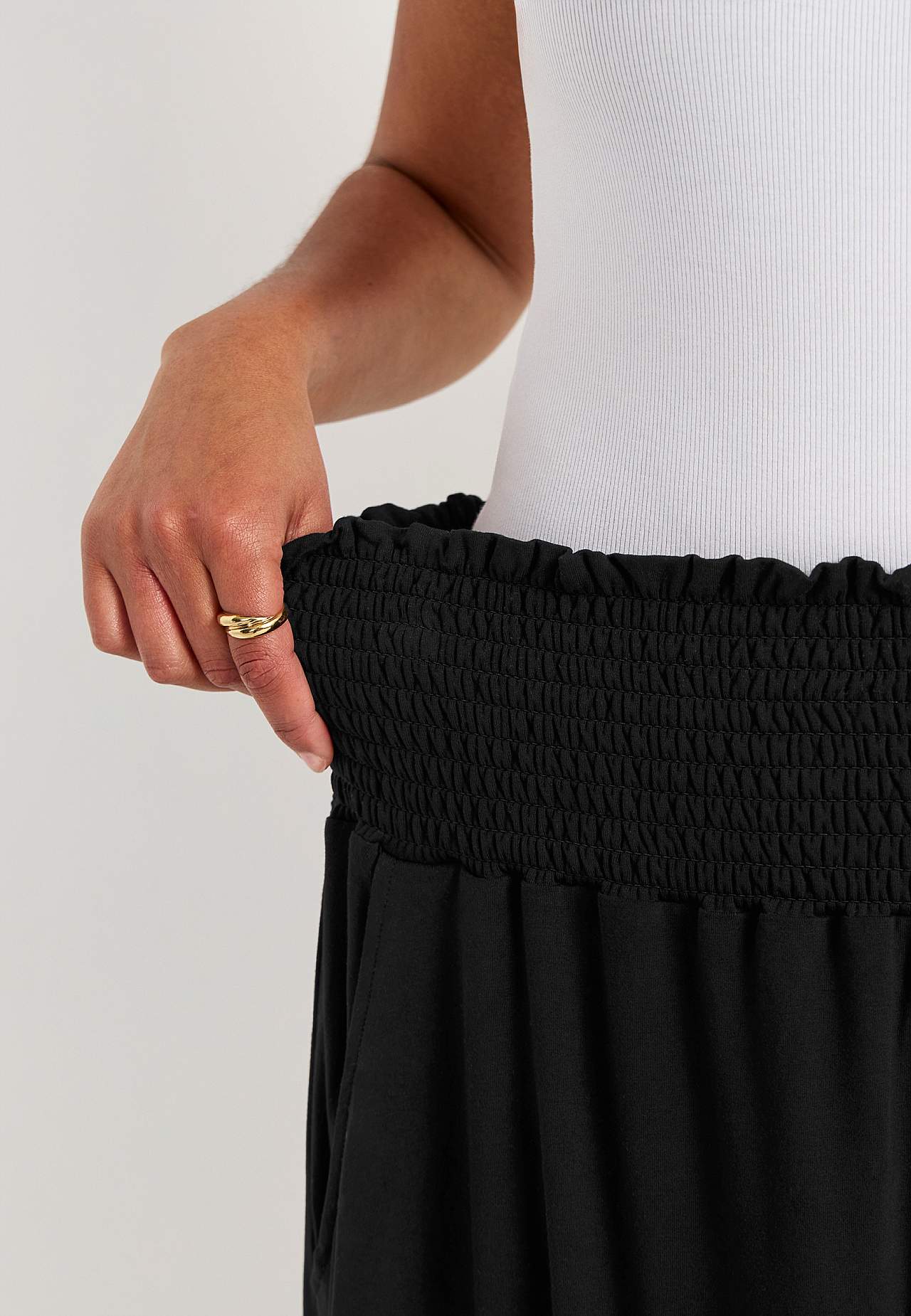 Jersey skirt with pockets